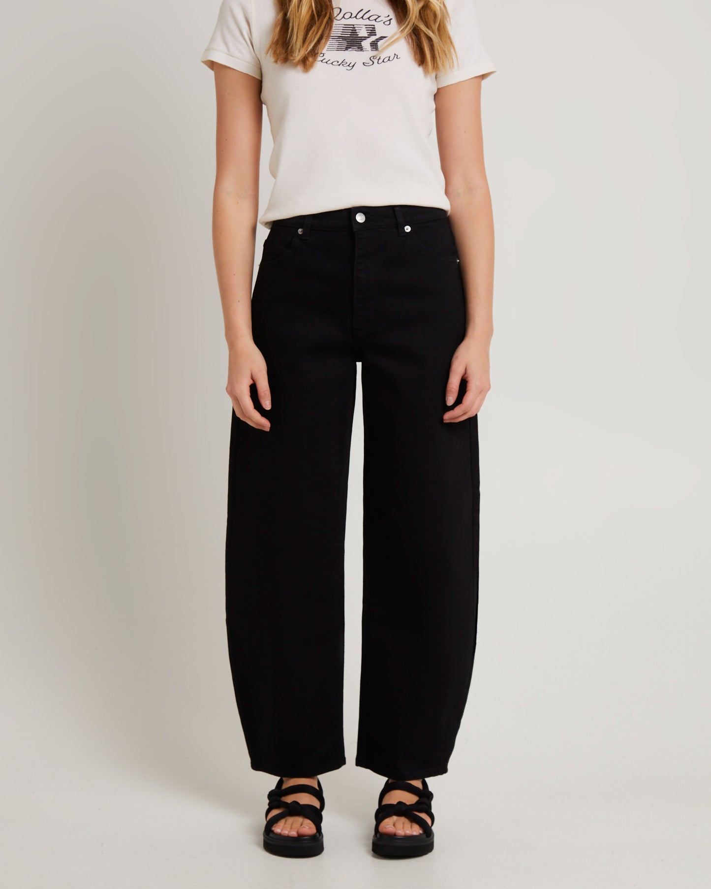 Gigi Barrel Jeans Forever Black