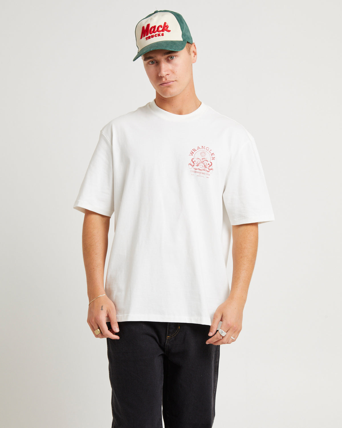 Dark Alchemy Slacker T-Shirt Vintage White VITAGE WHITE