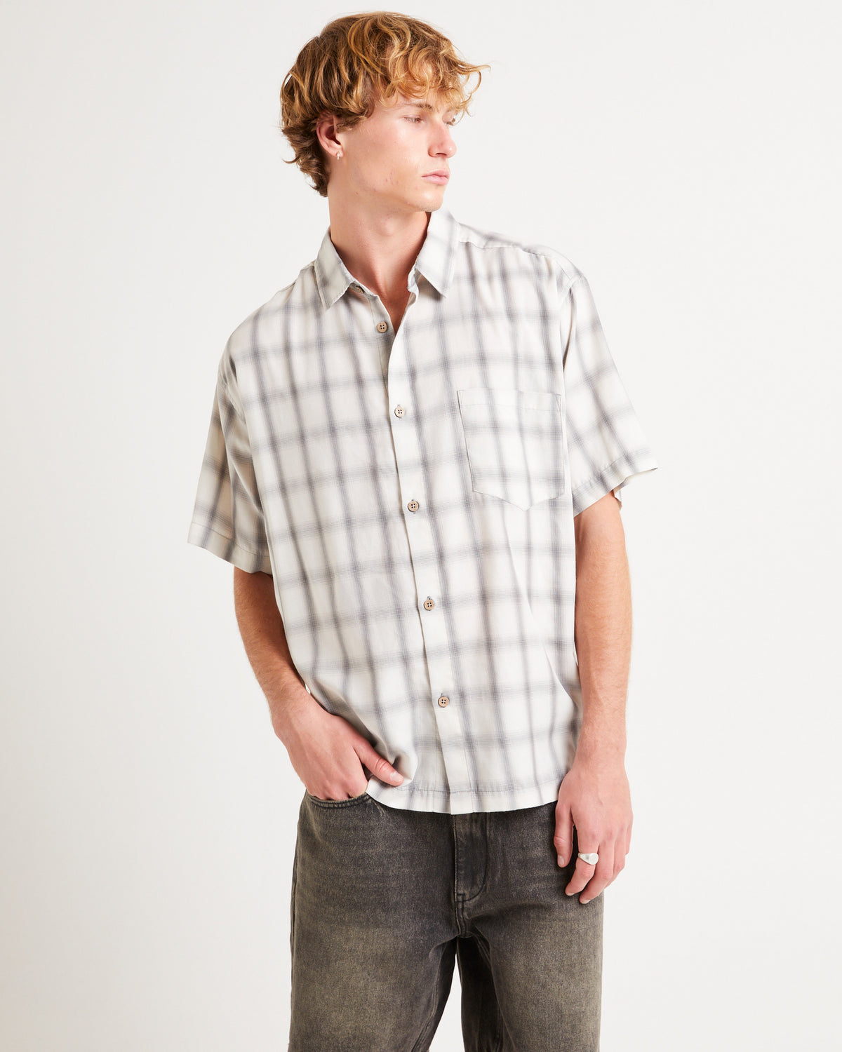 Dazed Ombre Check Short Sleeve Shirt GREY