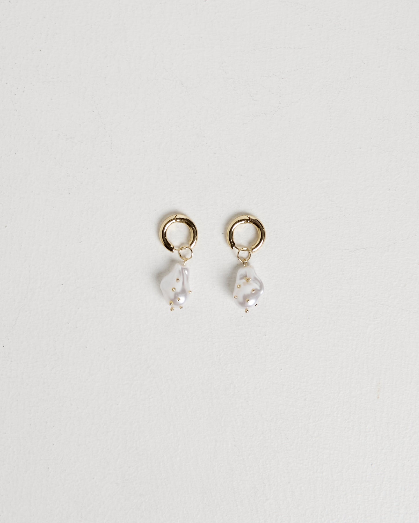 Mallan Pearl Earings