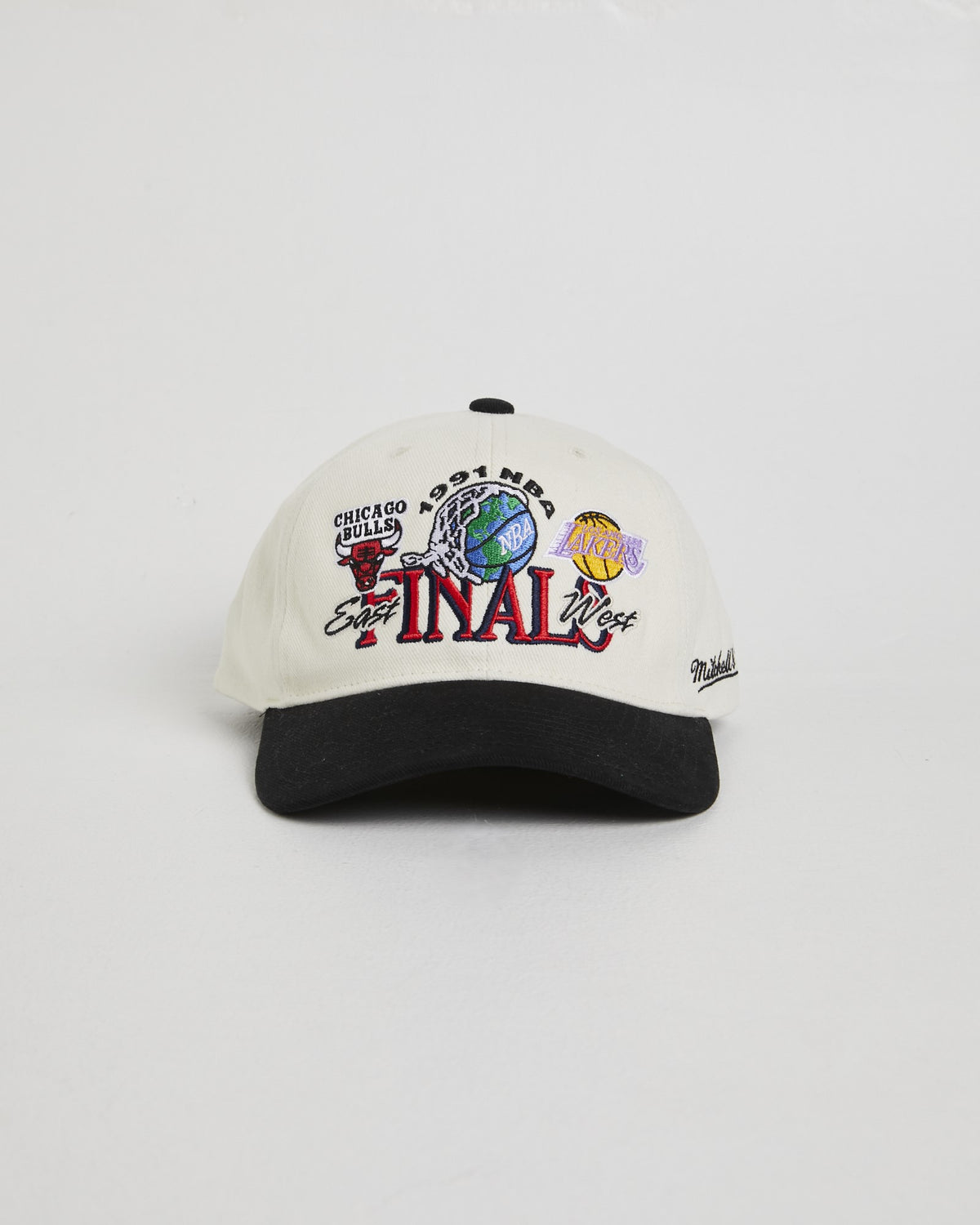 Bulls V Lakers Finals Cap ASST