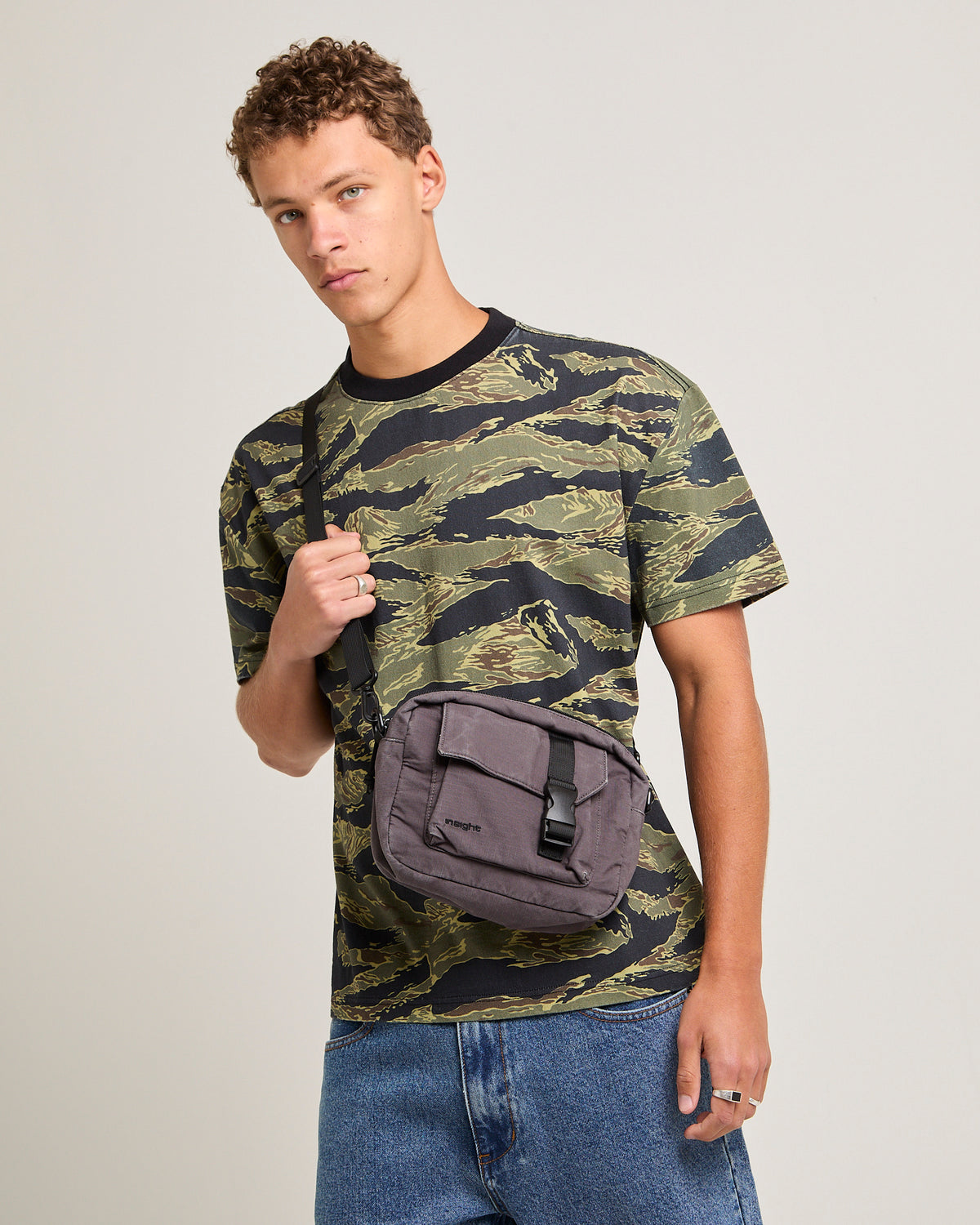 Latch Ripstock Camera Bag BLACK