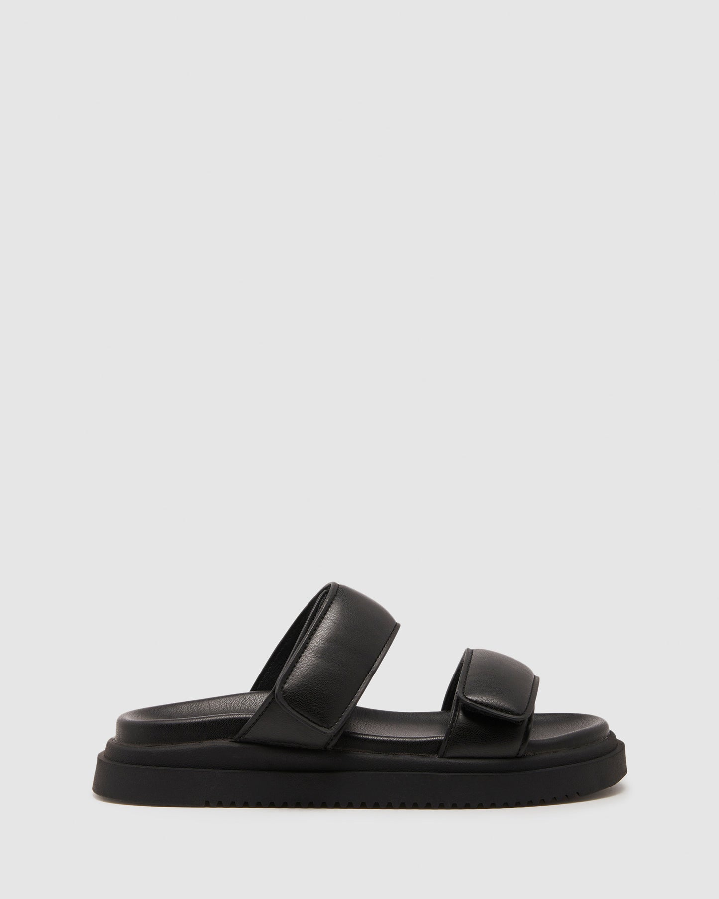 Pivot Flatform Sandals