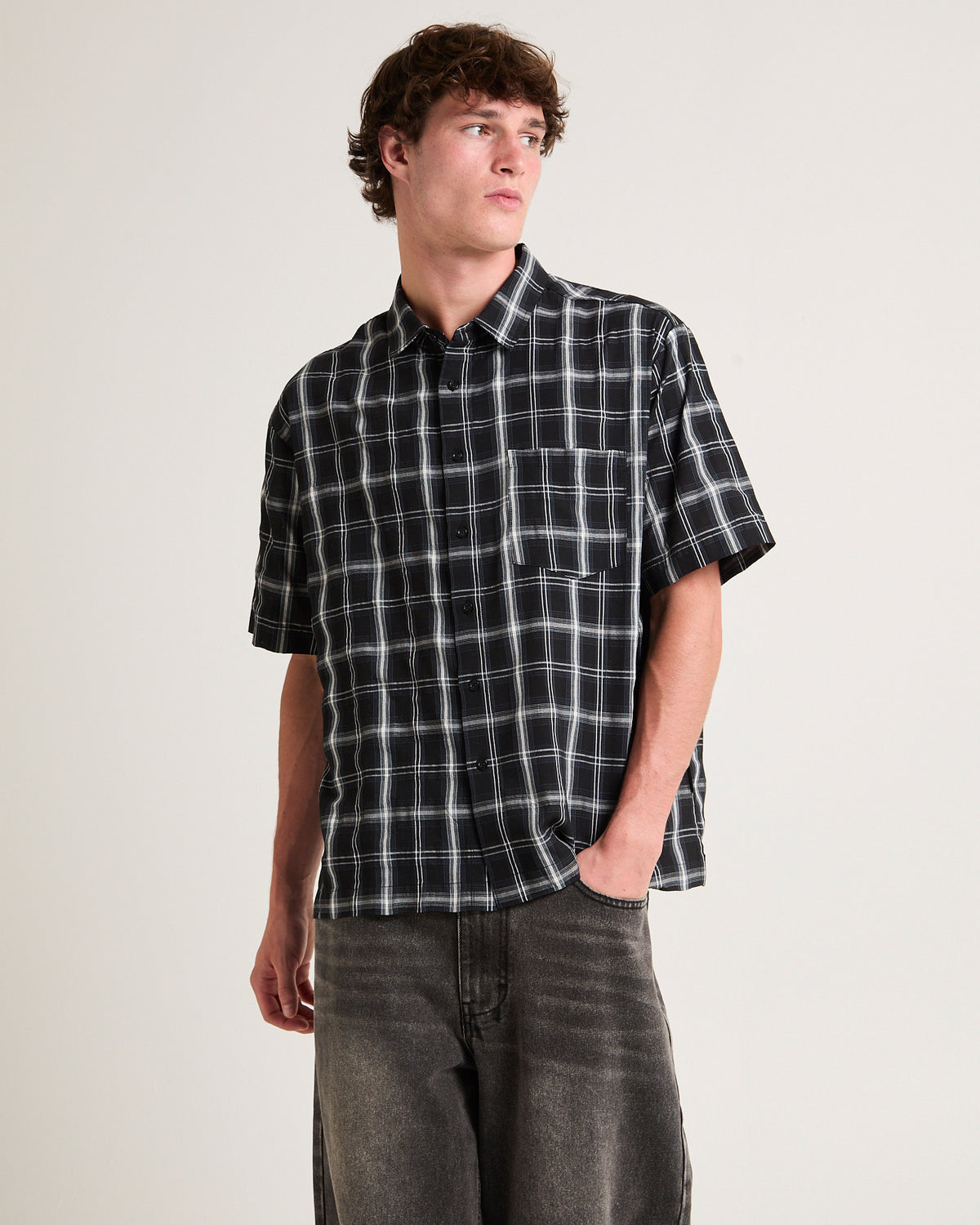 Figment Box Short Sleeve Check Shirt BLACK GREY