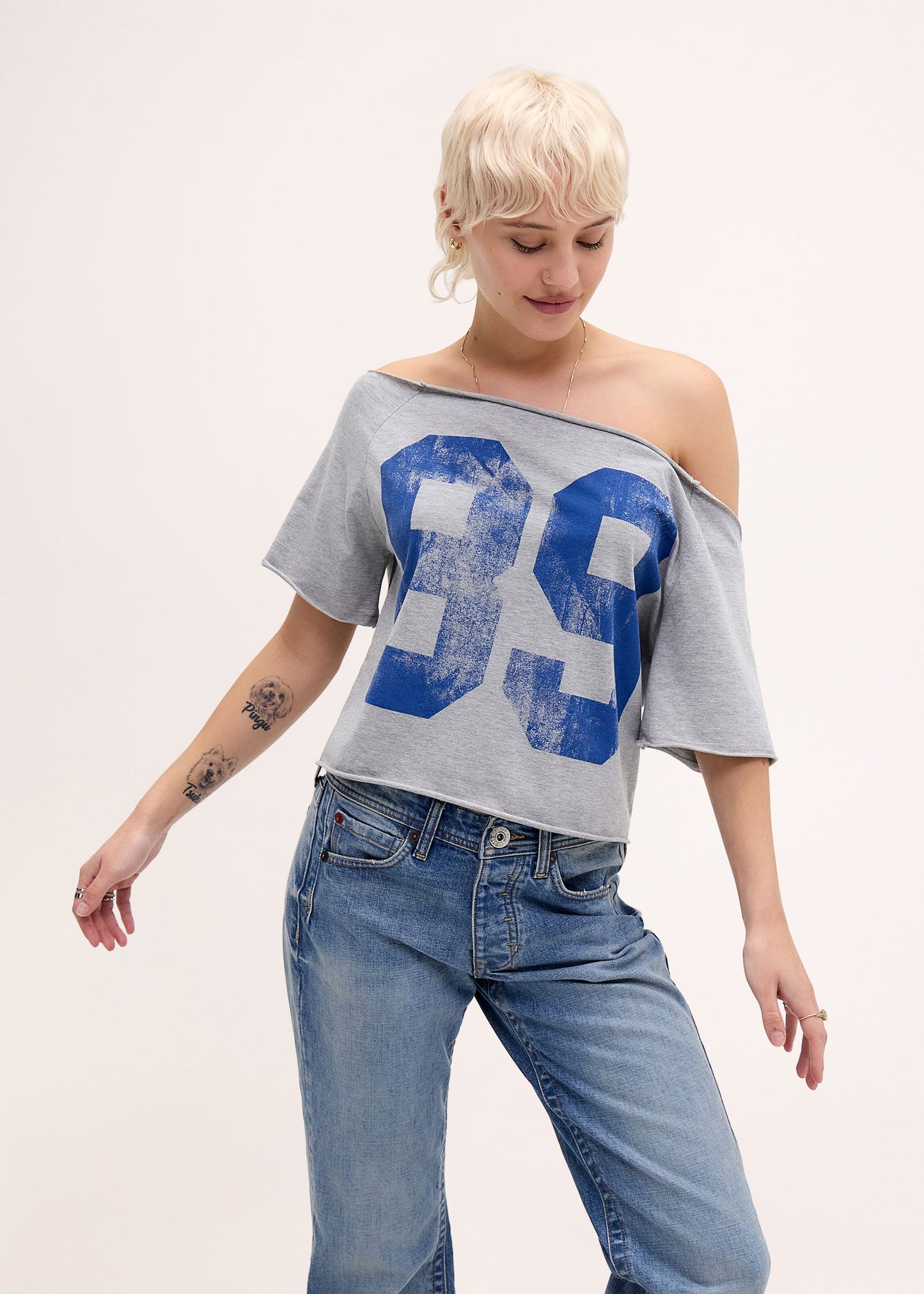 BDG 89 Slash Neck Off-Shoulder T-Shirt