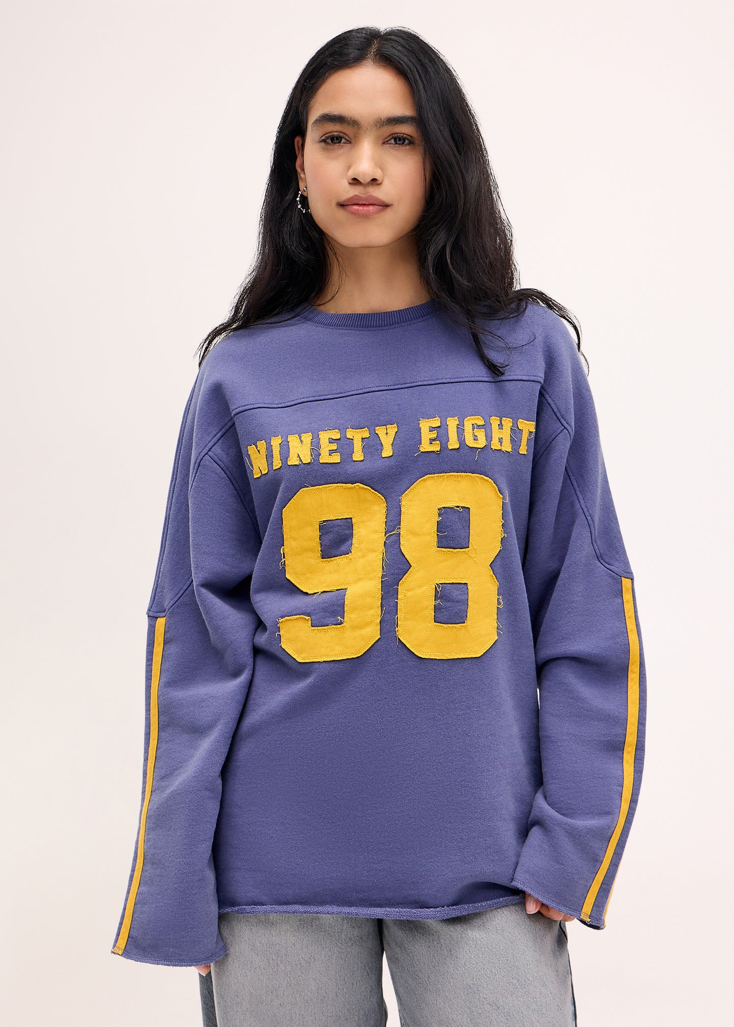 BDG APPLIQUE NUMBER SWEAT