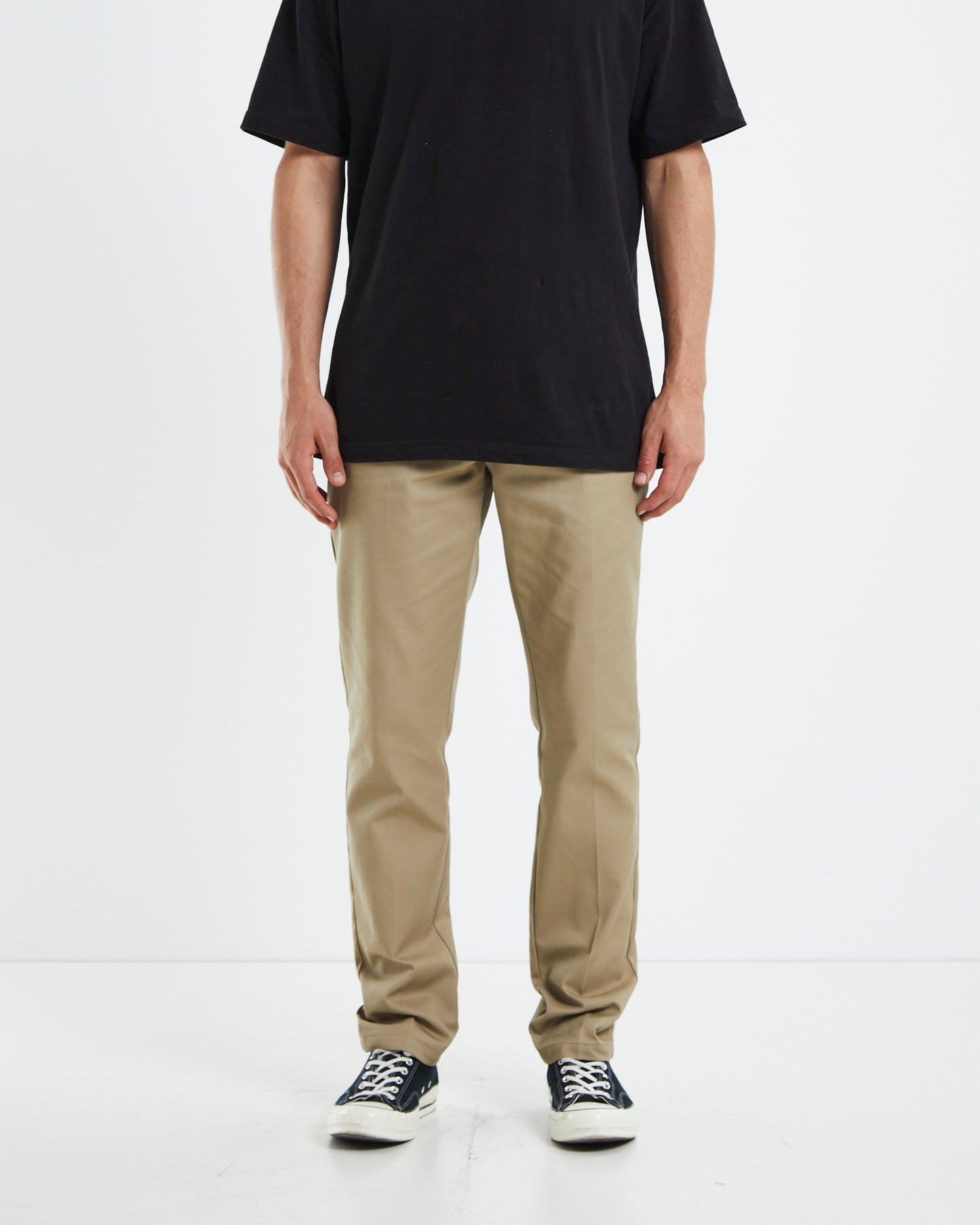 872 Slim Tapered Pants