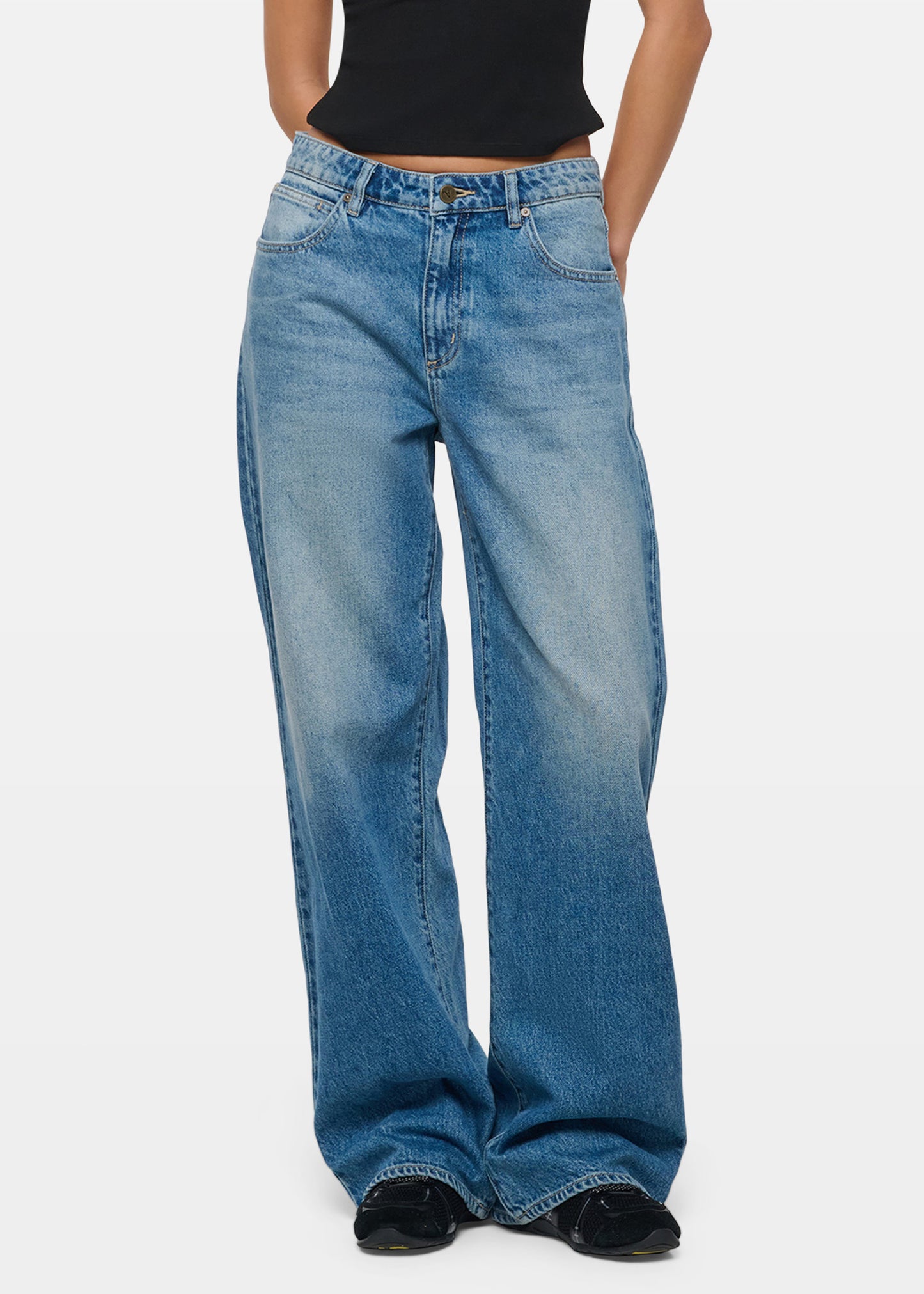 95 Mid Straight Denim Jeans