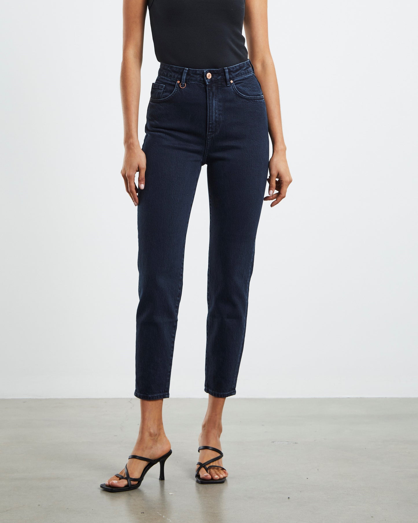 Lola Mom Jeans Fuse Blue