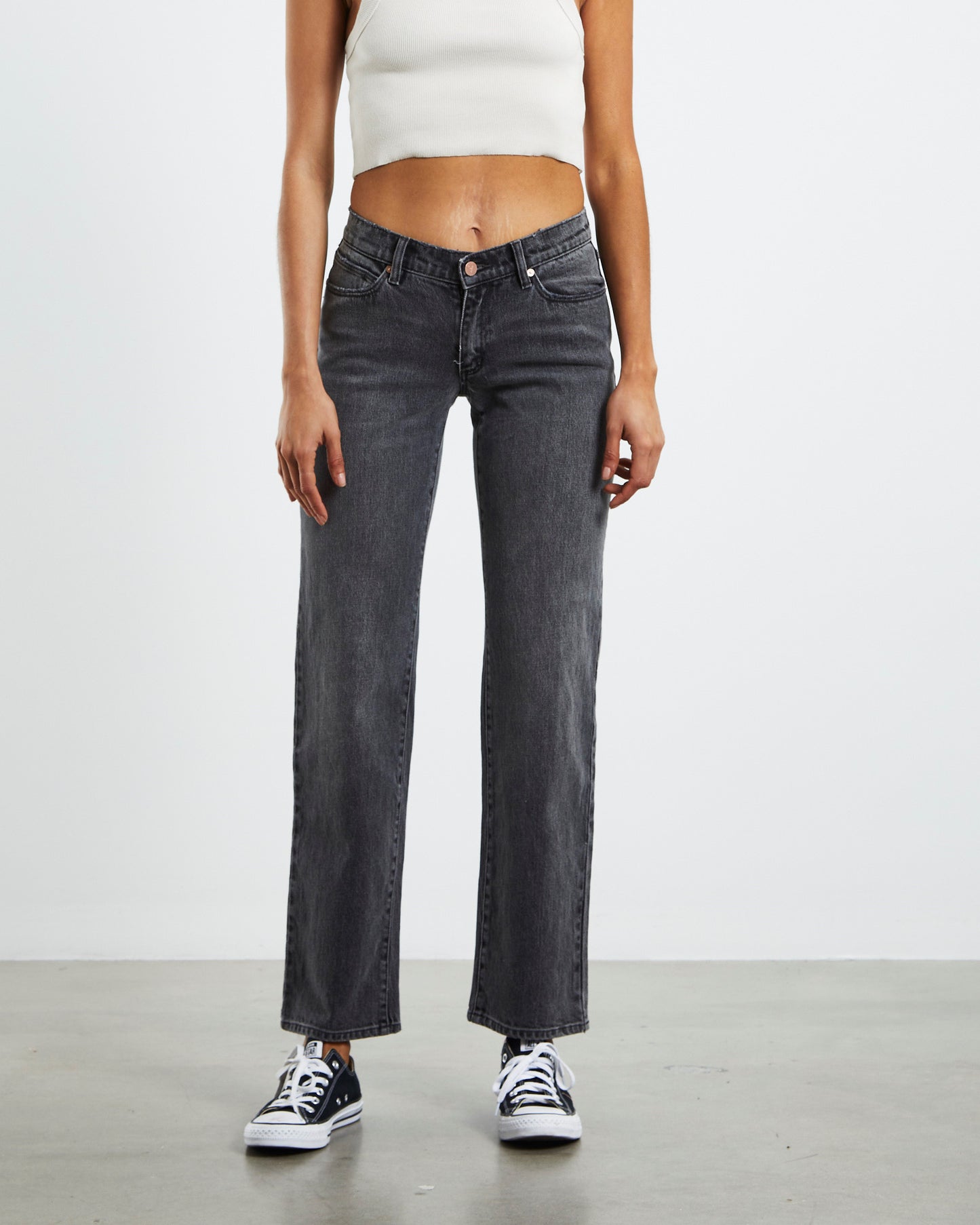 A 99 Low Straight Jeans Addison Black