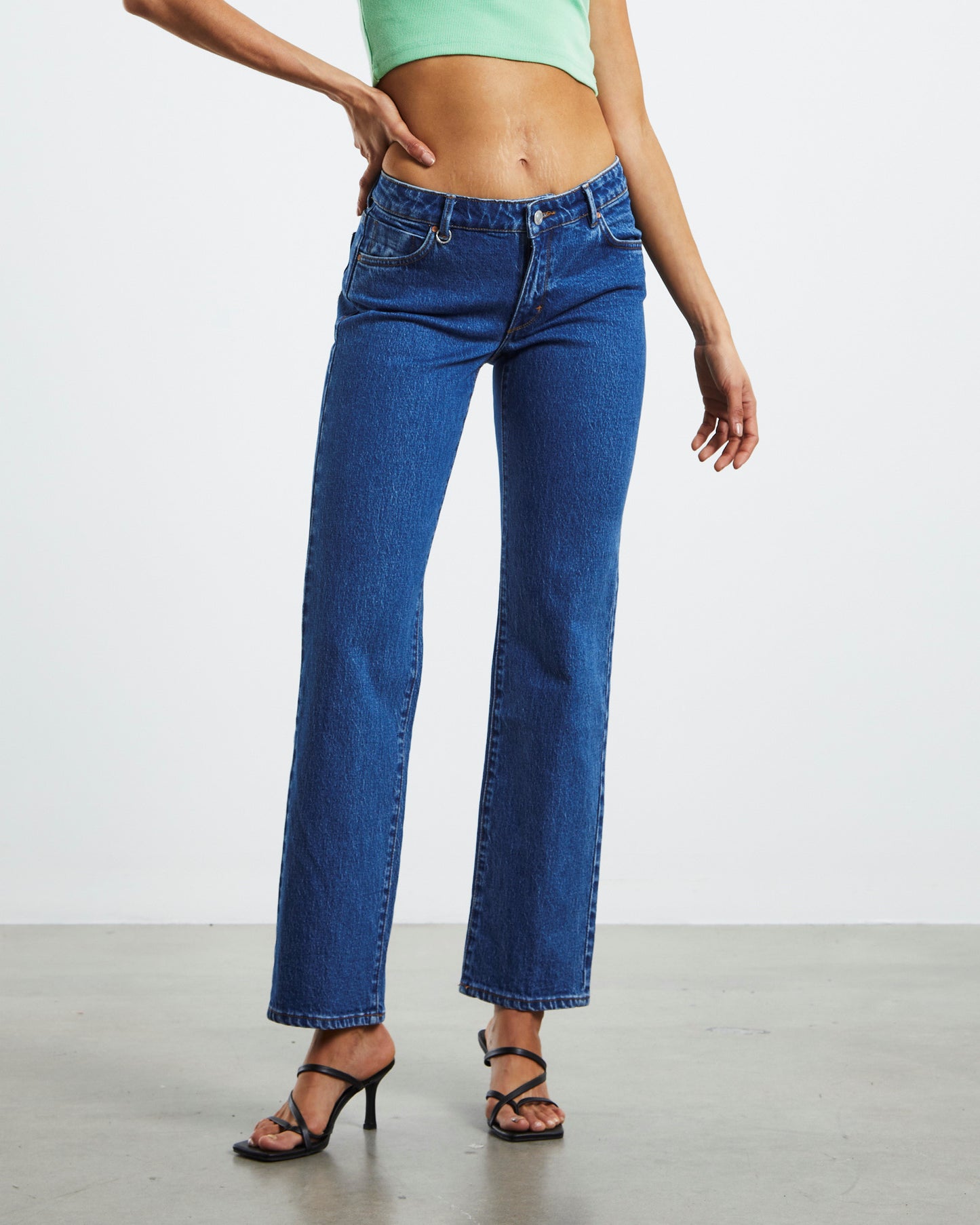 Mia Straight Jeans