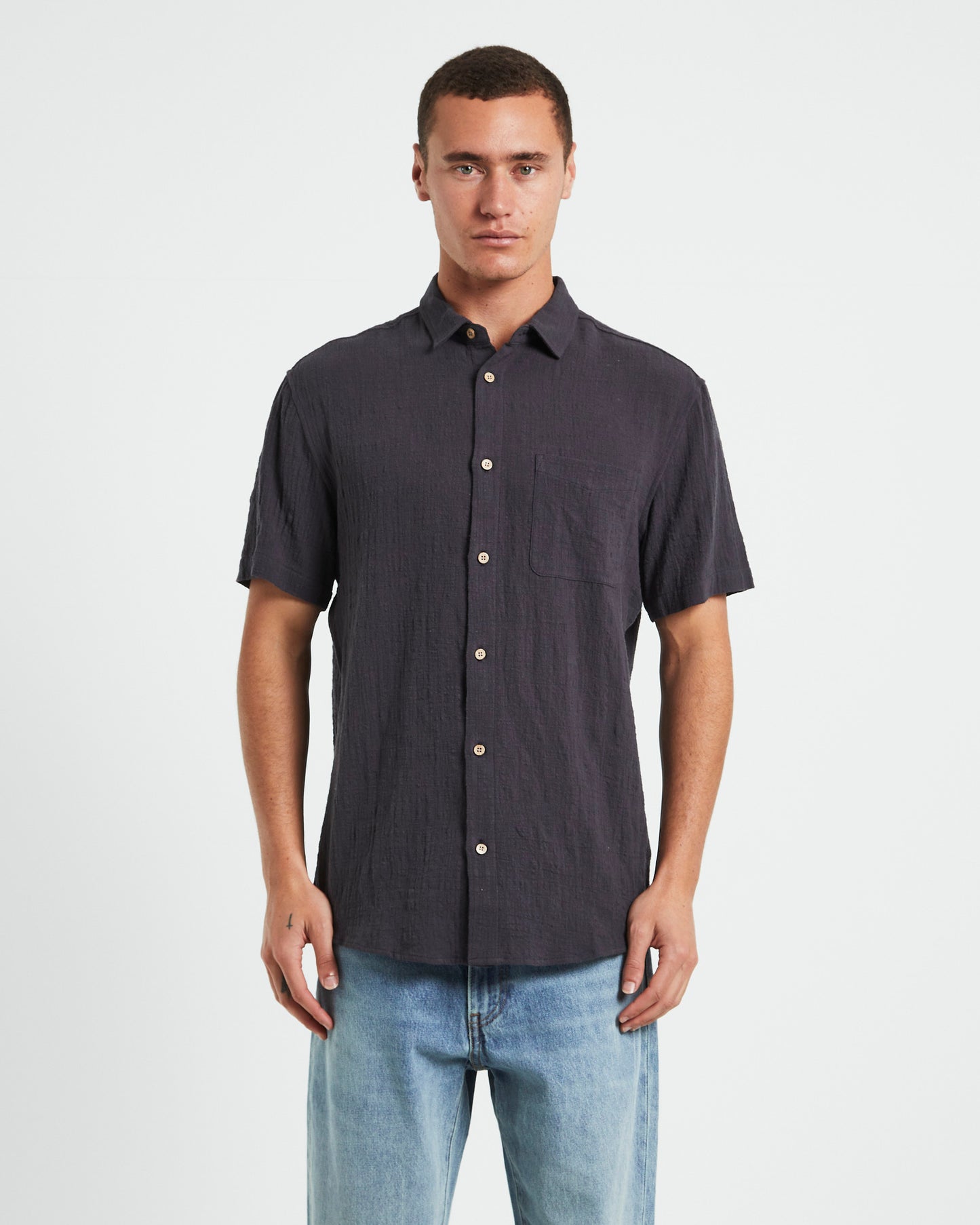Louie Shirt in Black