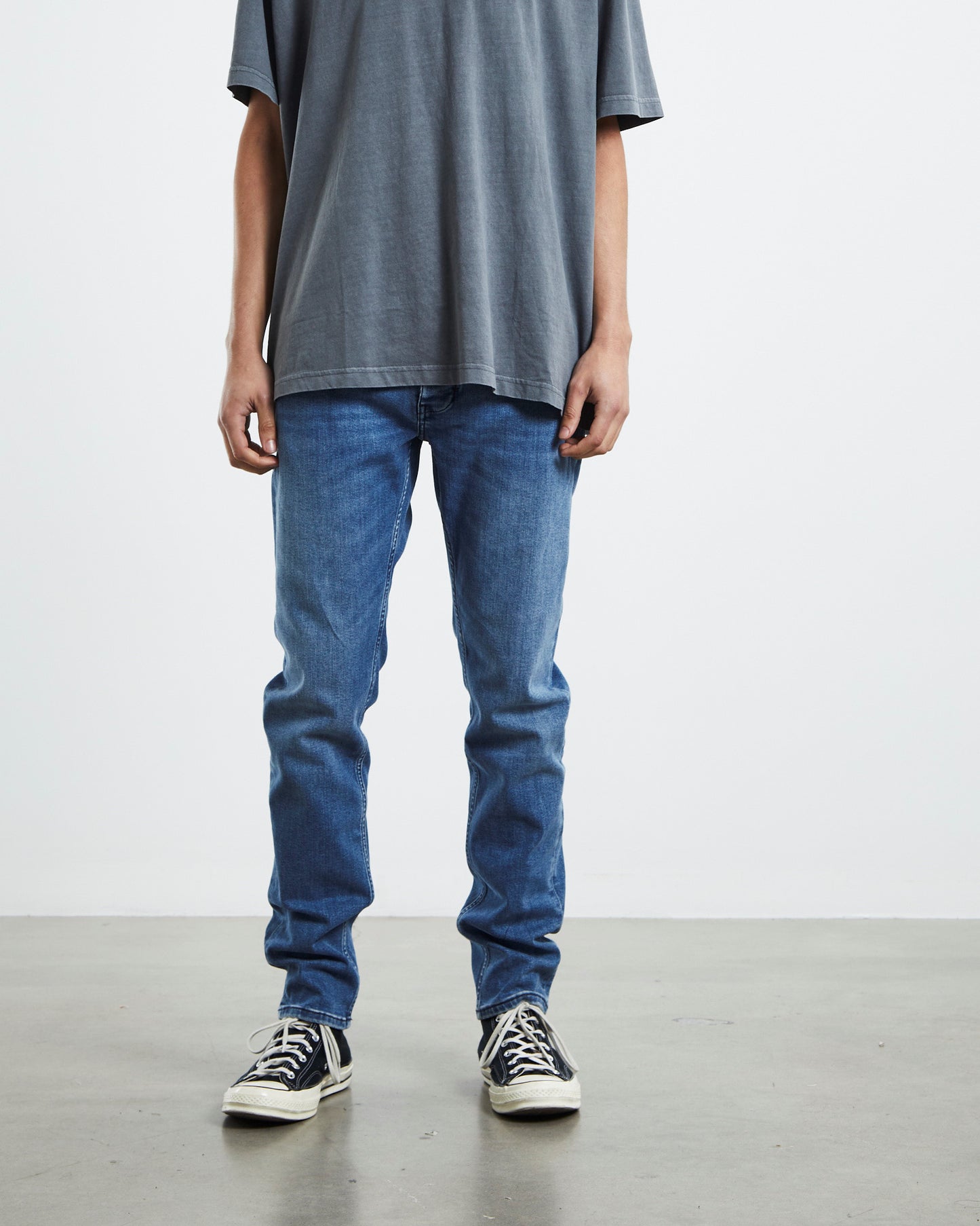Ray Tapered Slim Denim Jeans