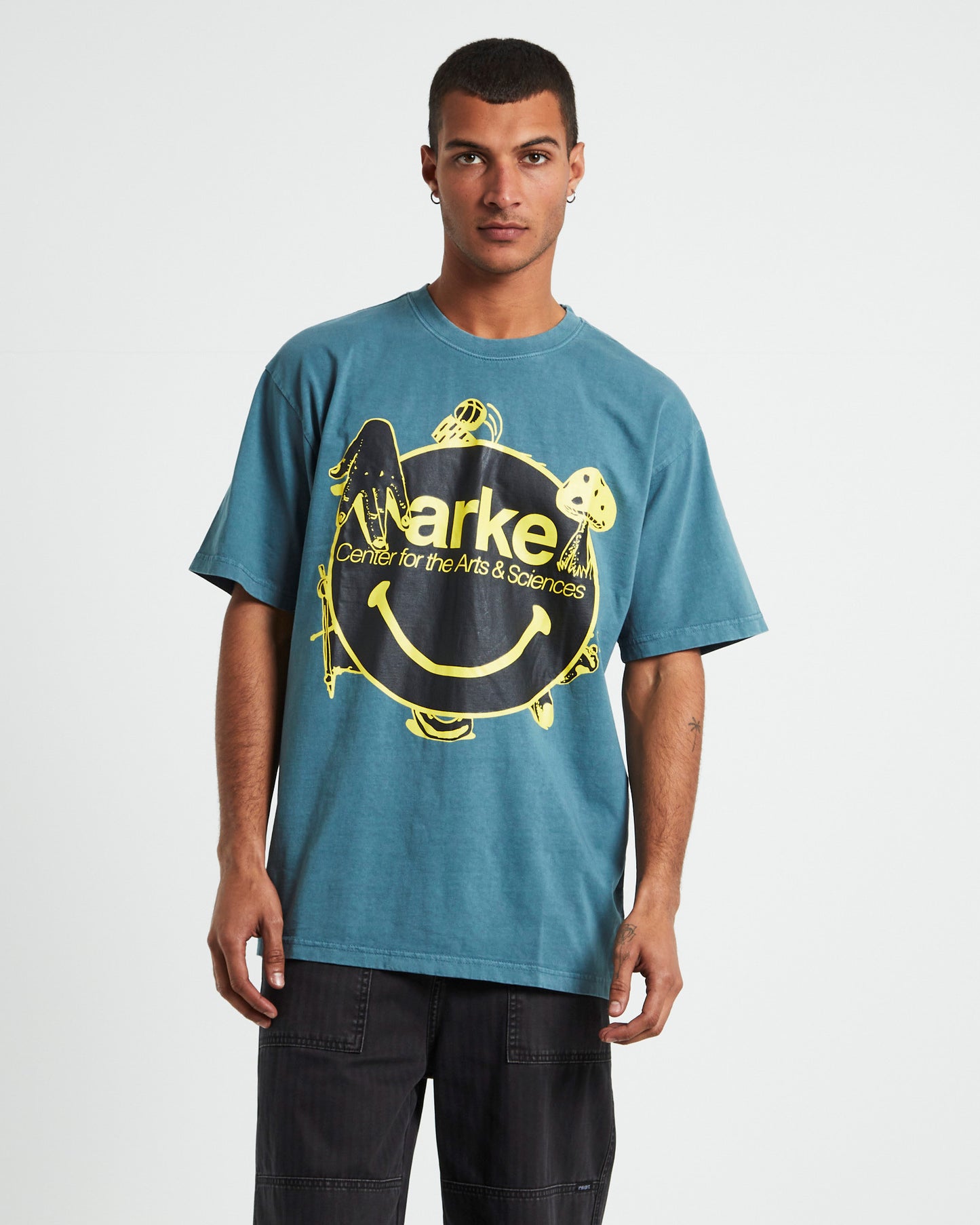 Smiley Arts & Sciences T-shirt Sage Green