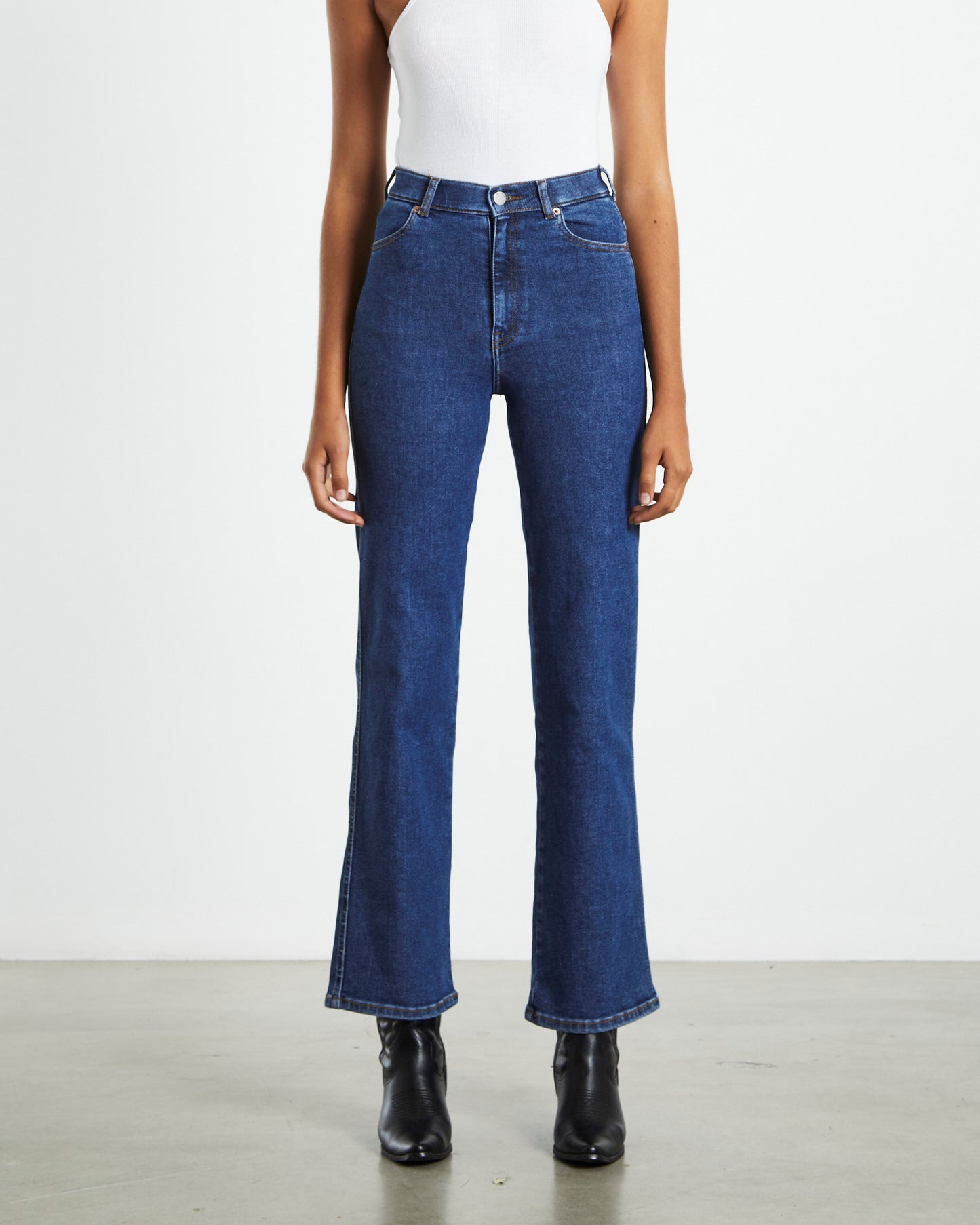 Moxy Straight Jeans Cape Dark Plain