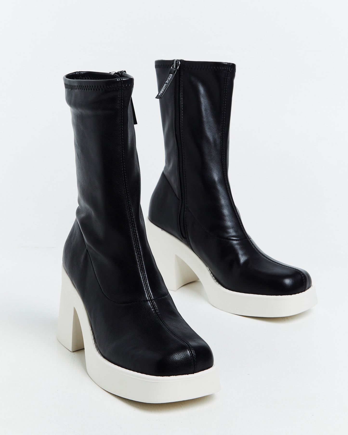 Uptake Boots Black