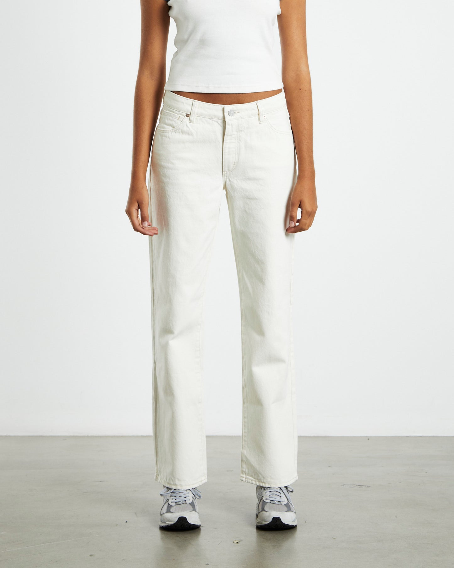 A Low Carrie Cargo Jeans Chalk White