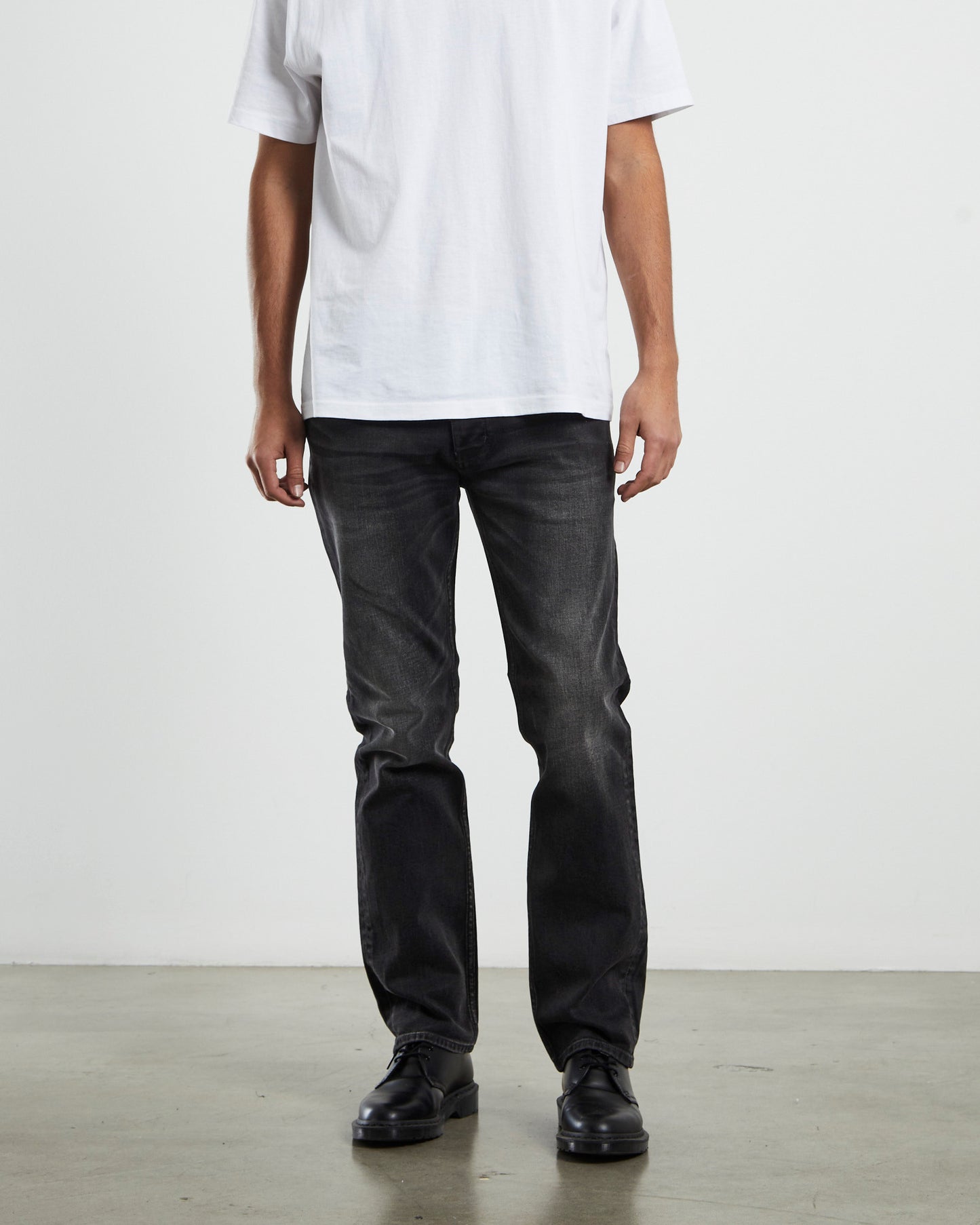 Lou Straight Denim Jeans Interzone