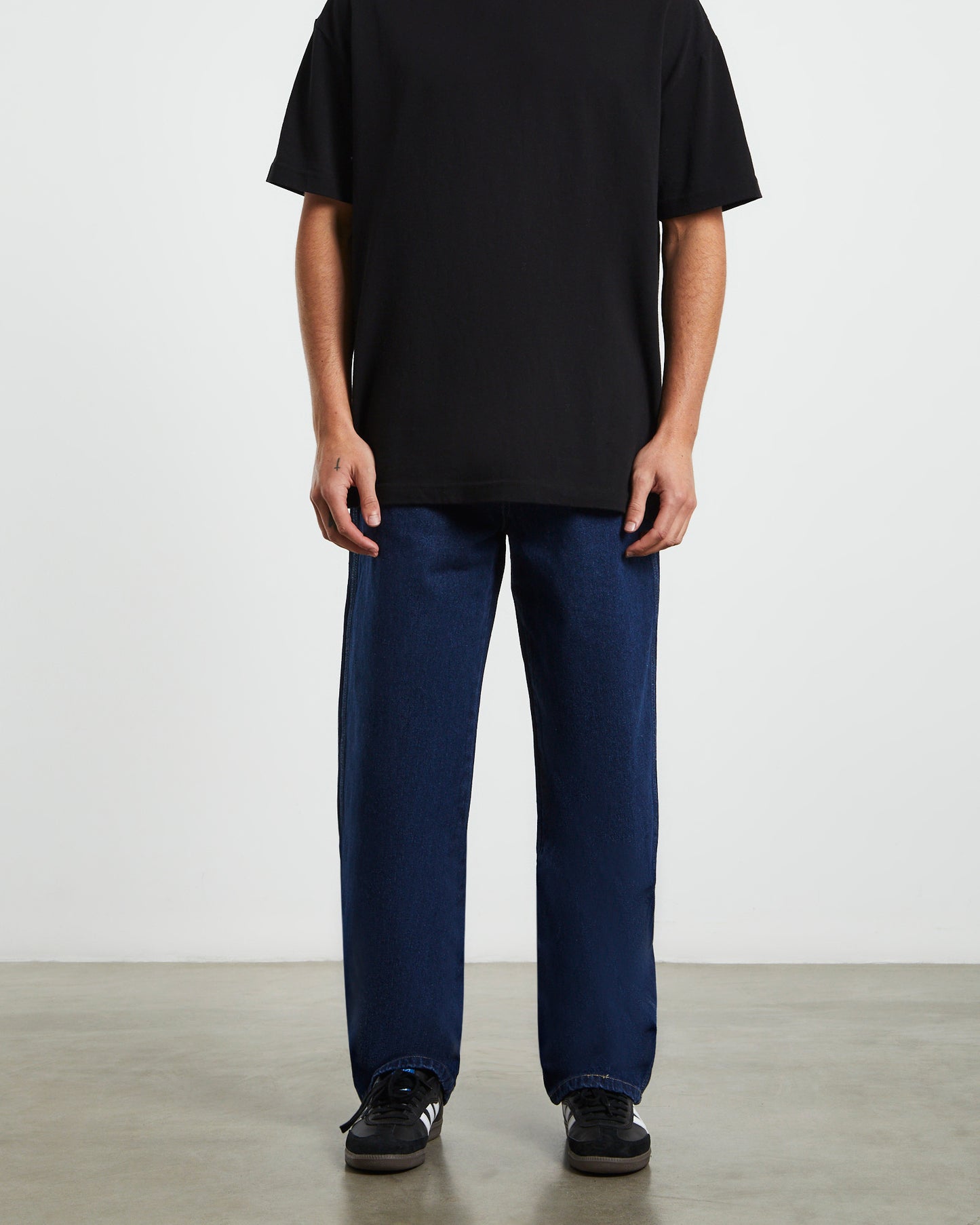 13296 Relaxed Straight Fit Denim Jeans Stone Washed