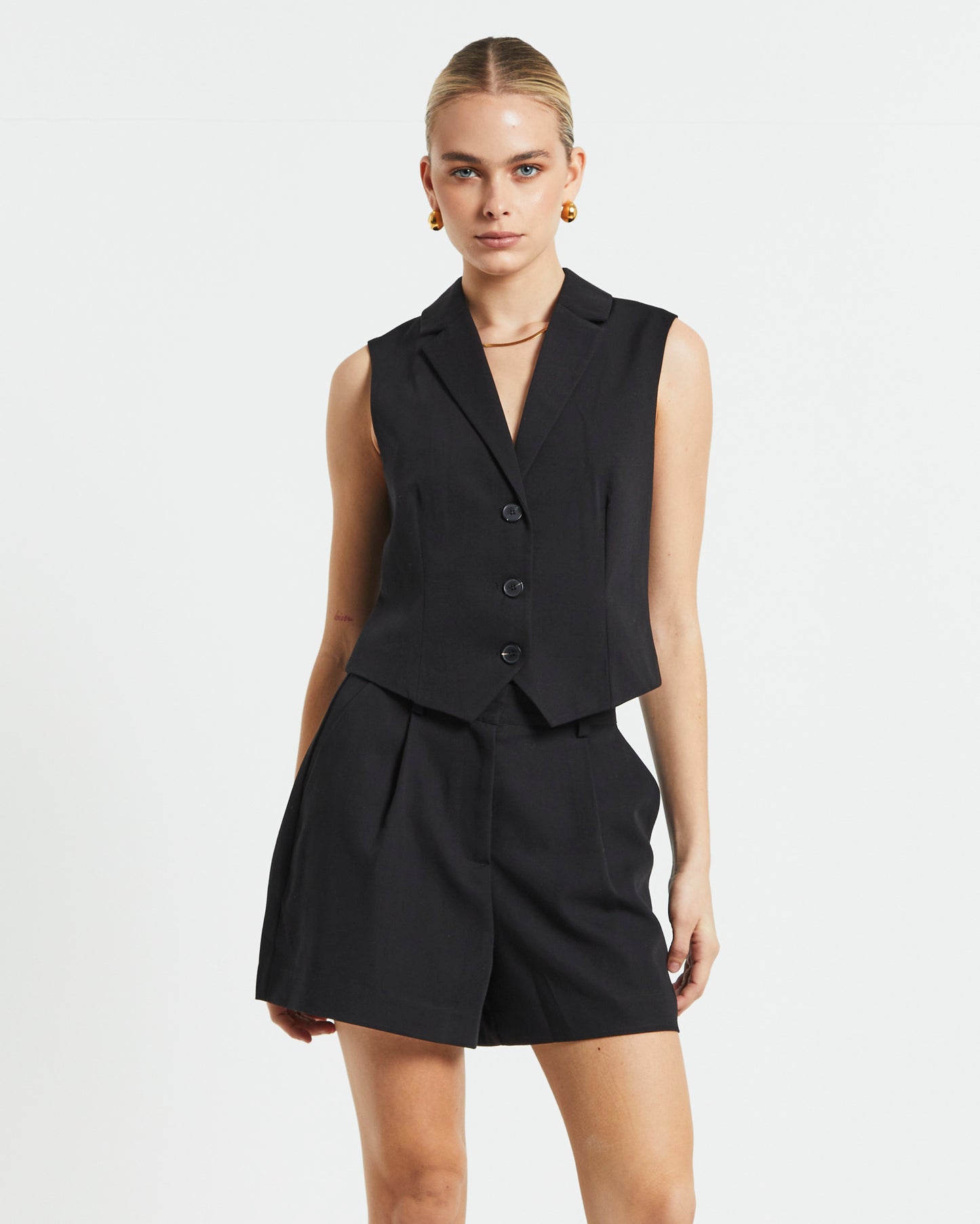 Jennifer Collard Vest in Black