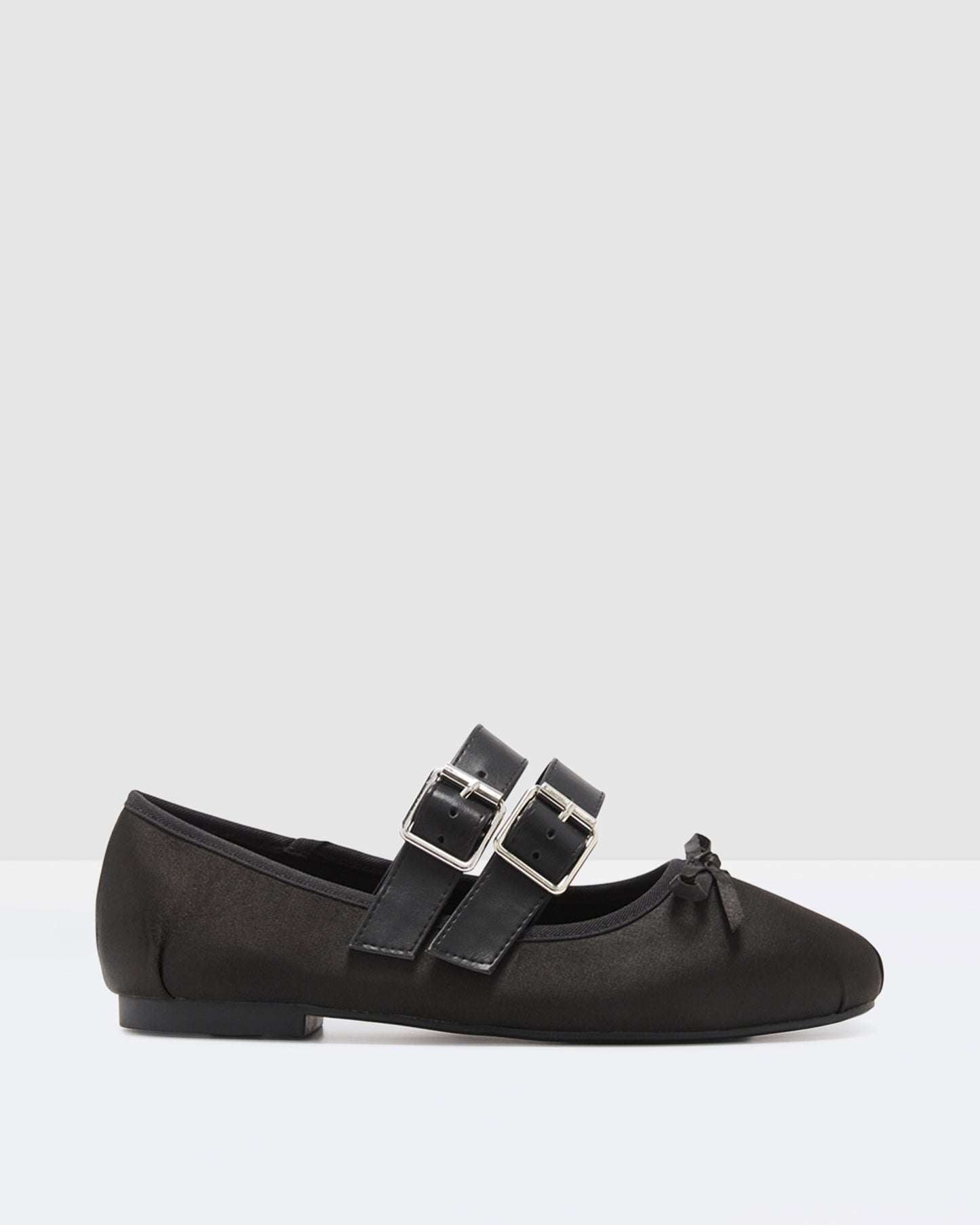 Mythos Ballet Flats in Black