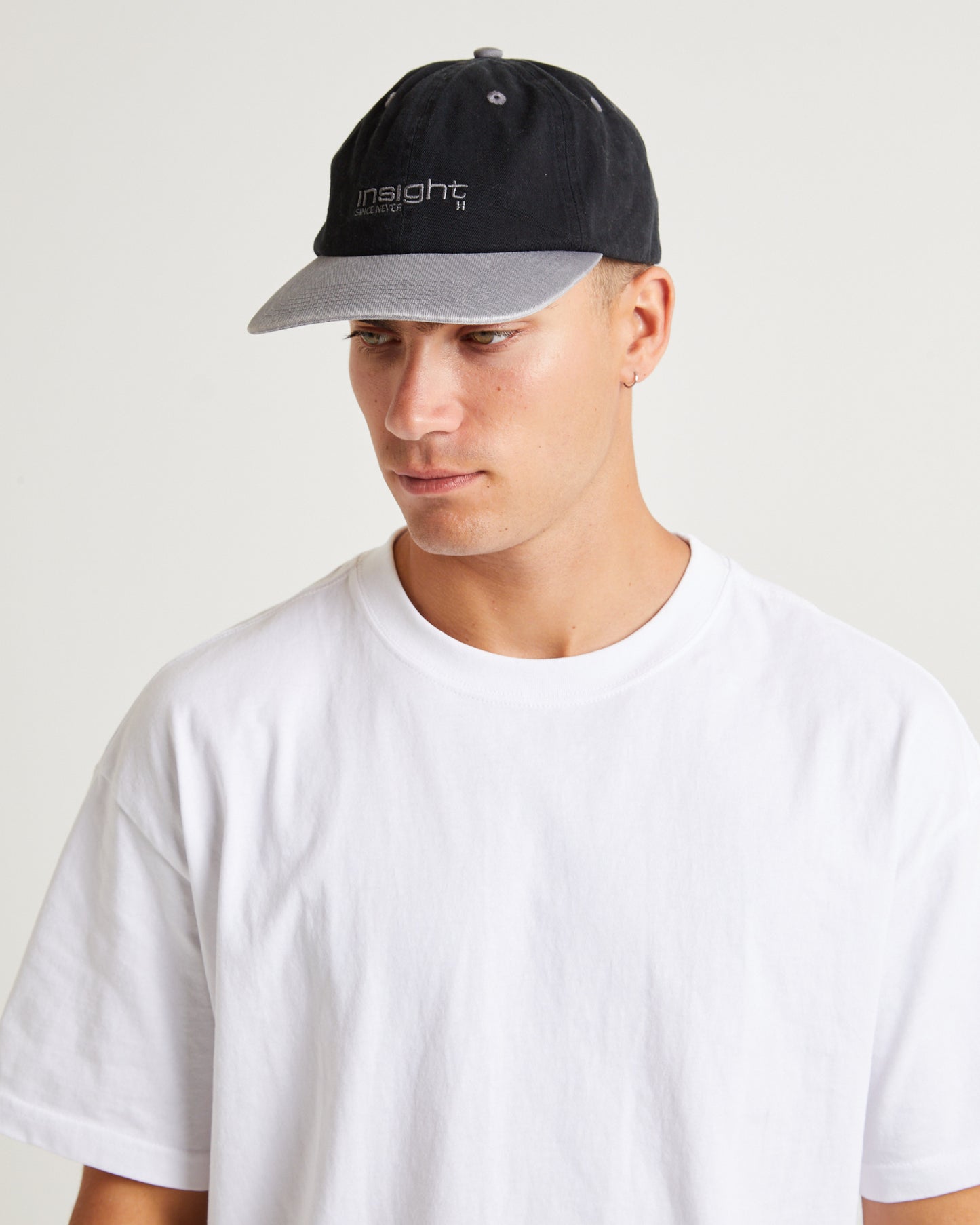 Corp Contrast Cap