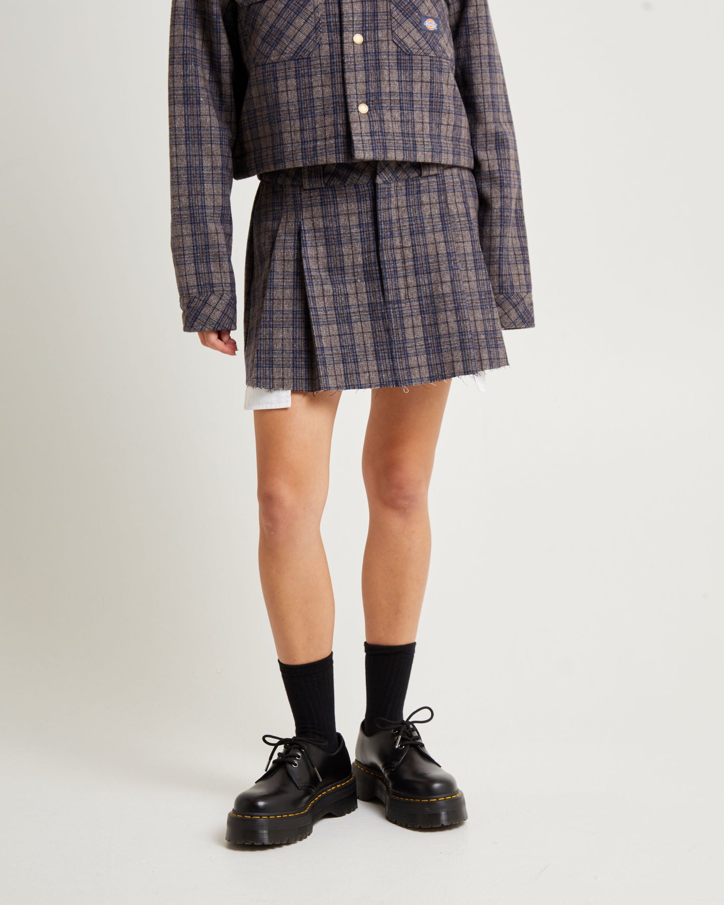 Savannah Mini Skirt Navy Plaid