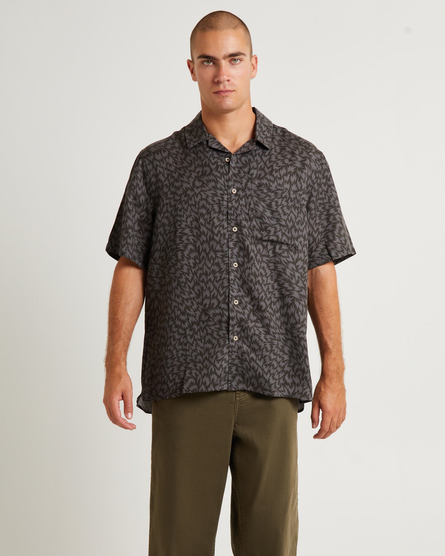 Curtis Short Sleeve Shirt Spike Black