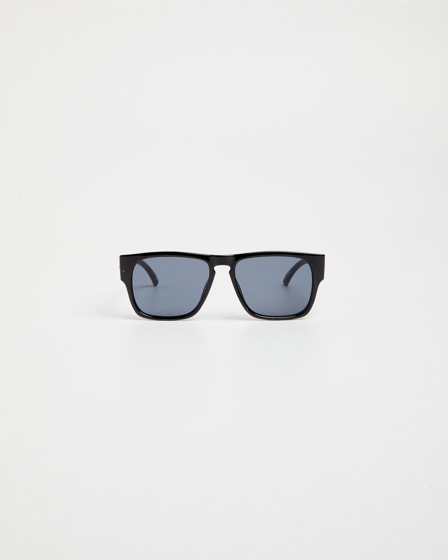 Transmission Sunglasses Black/Smoke