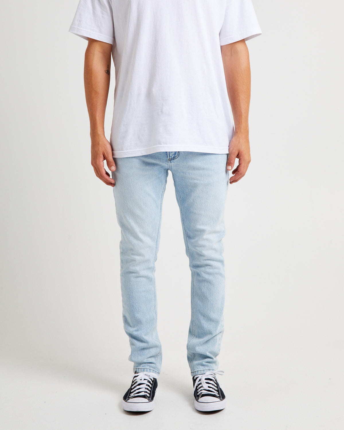 Reefer Taper Denim Jeans Rising Seas BLEACH BLUE