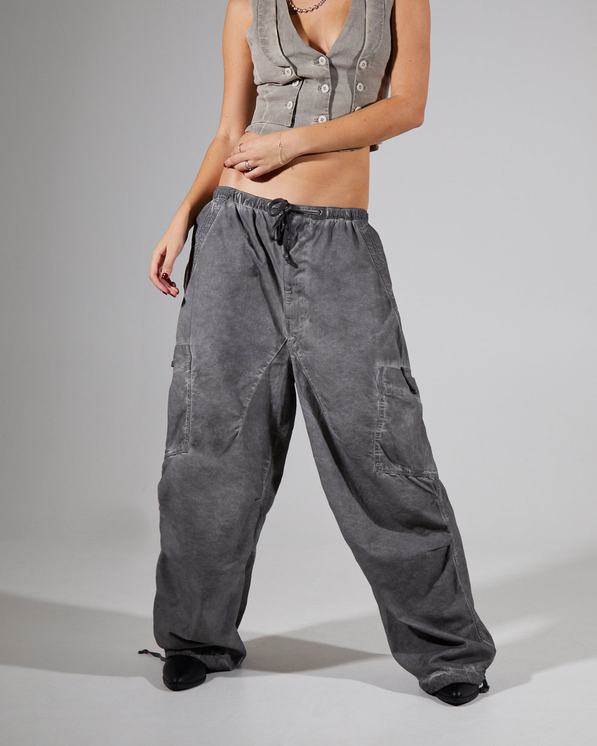Parachute Pants Washed Black Oil BLACK
