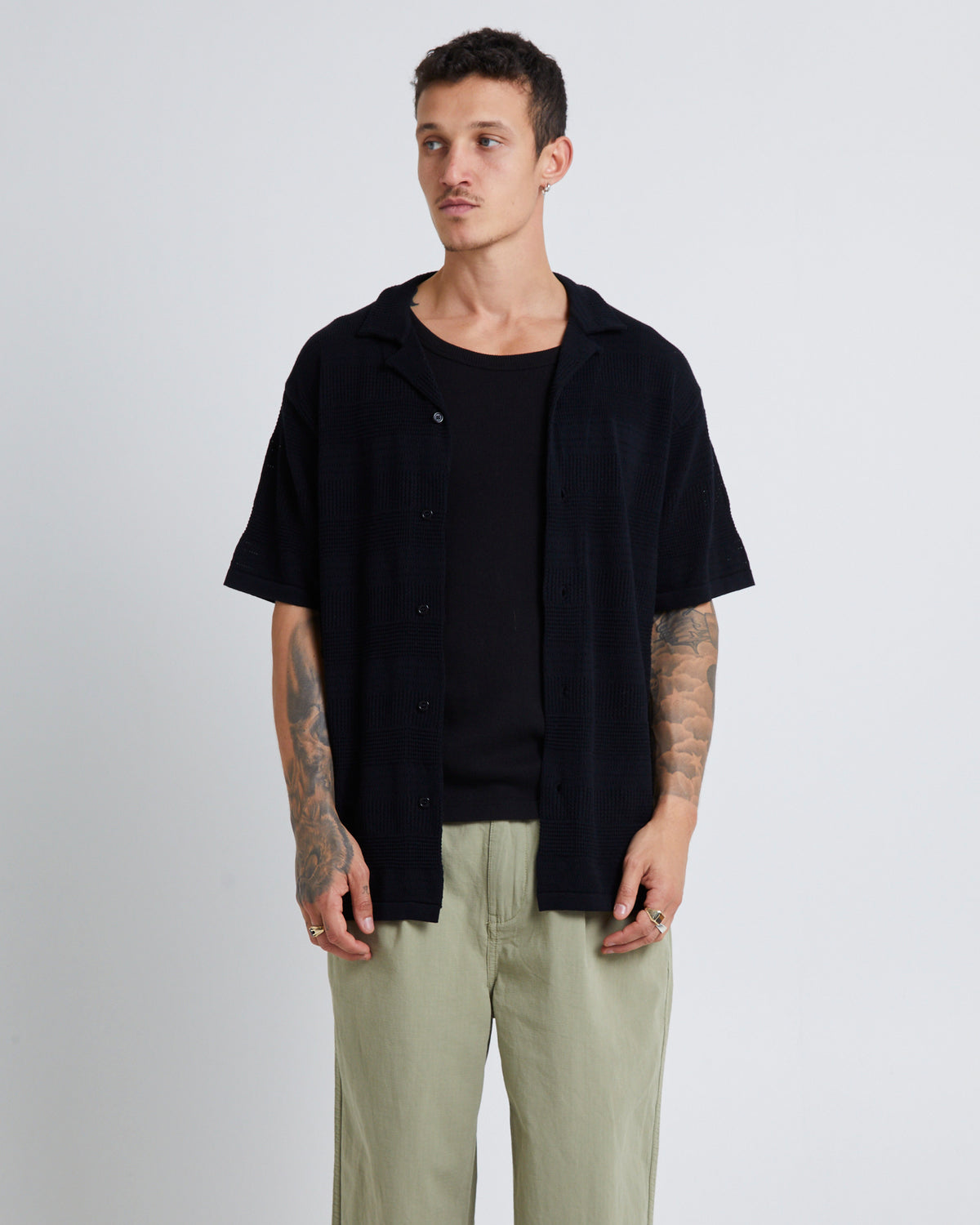 Knitted Short Sleeve Resort Shirt BLACK