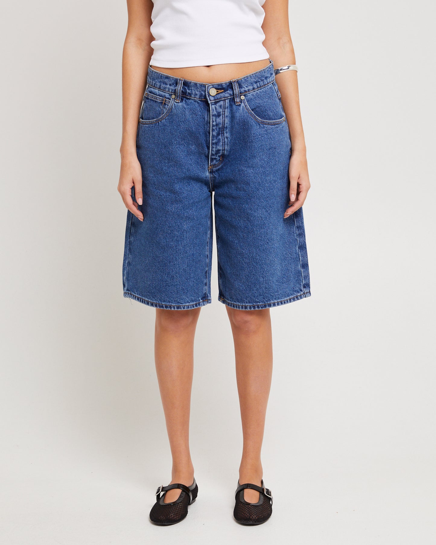 95 Mid Denim Jorts Bella