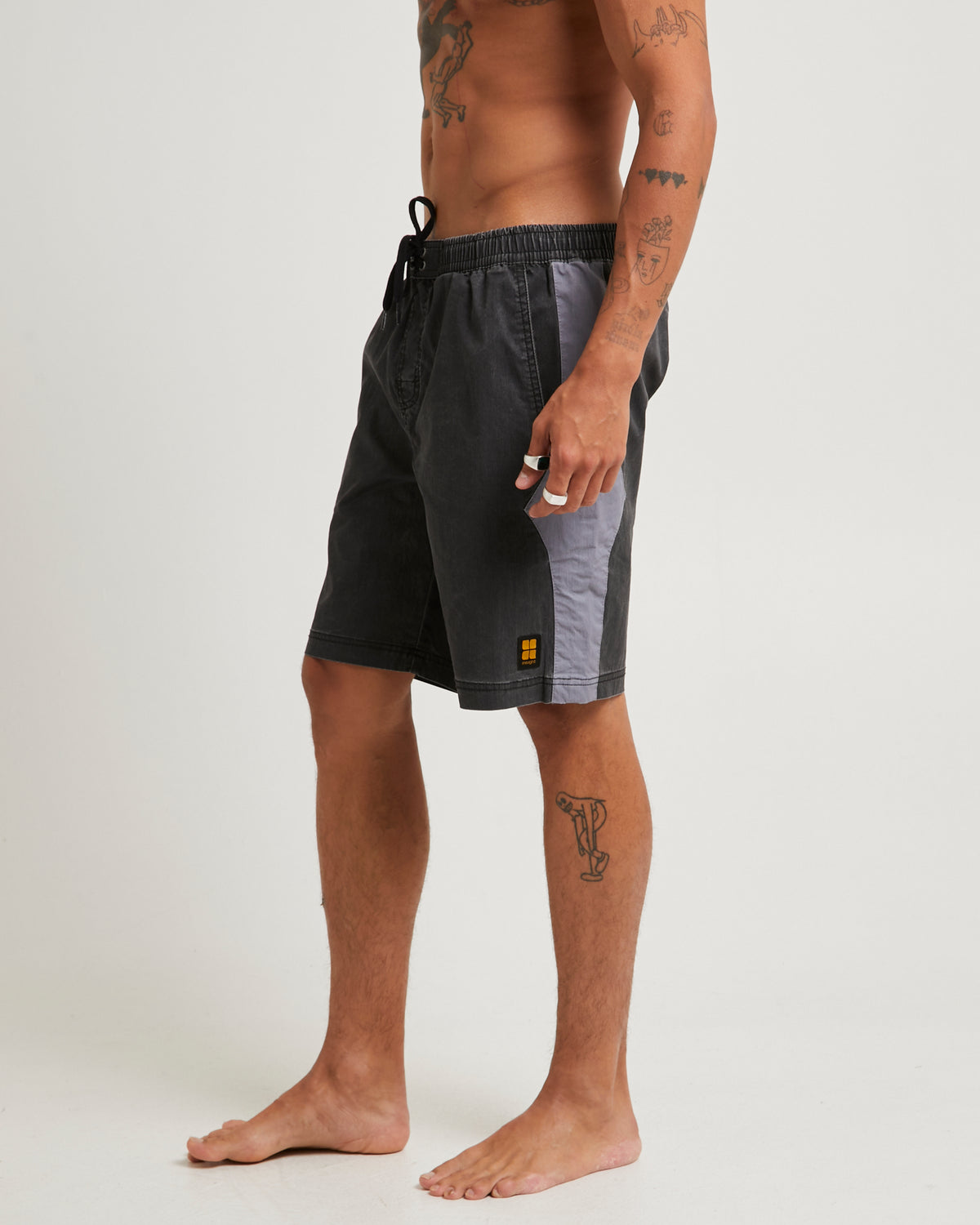 Instinct Boardshorts BLACK