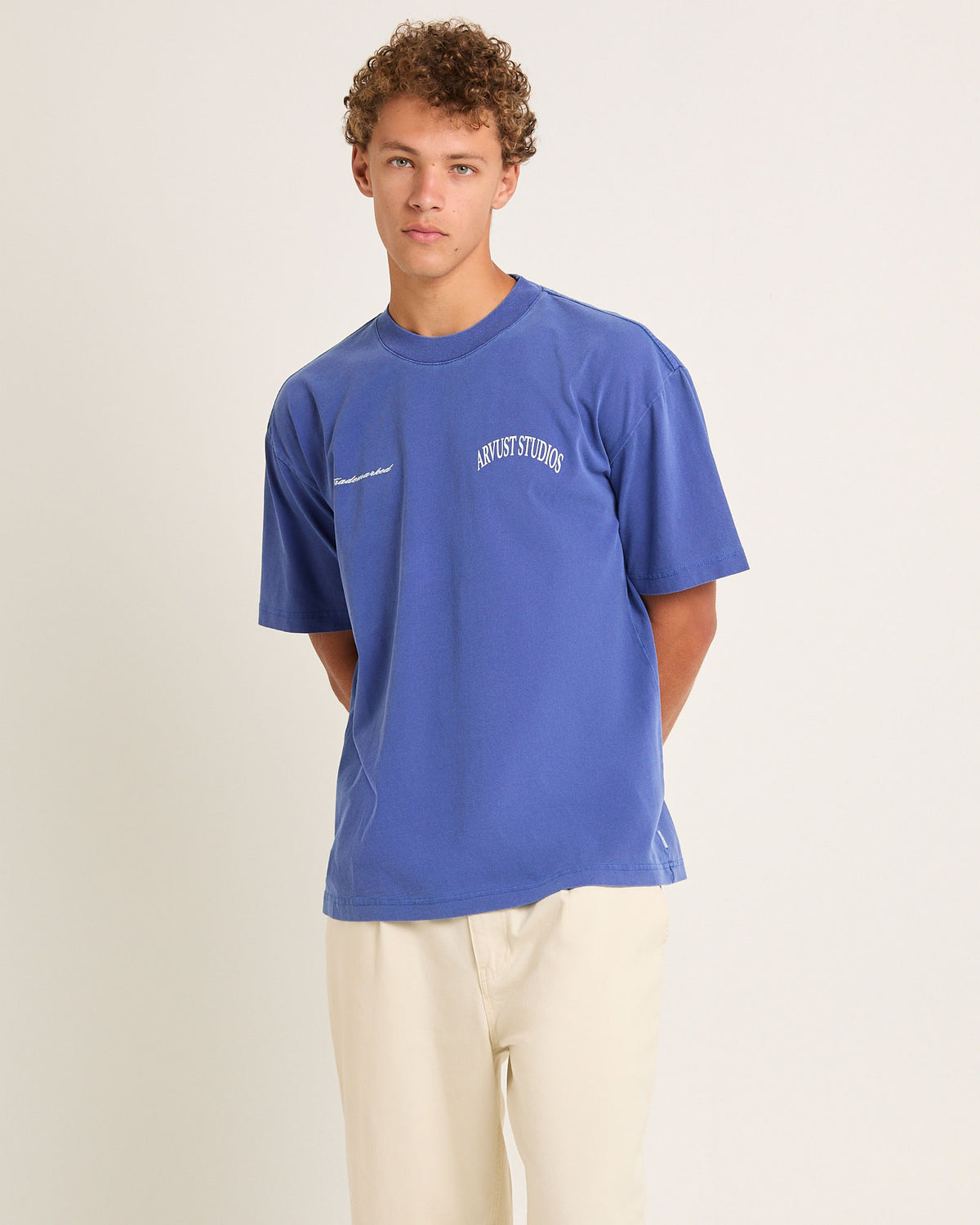 Institute T-Shirt COBALT