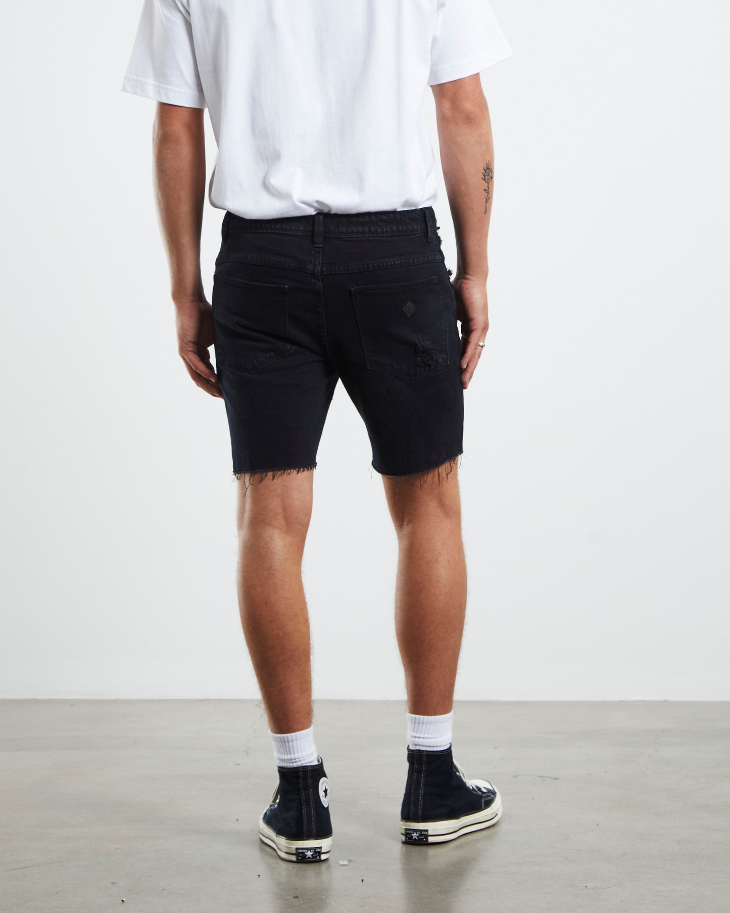 A Dropped Skinny Denim Shorts Mamba Rip