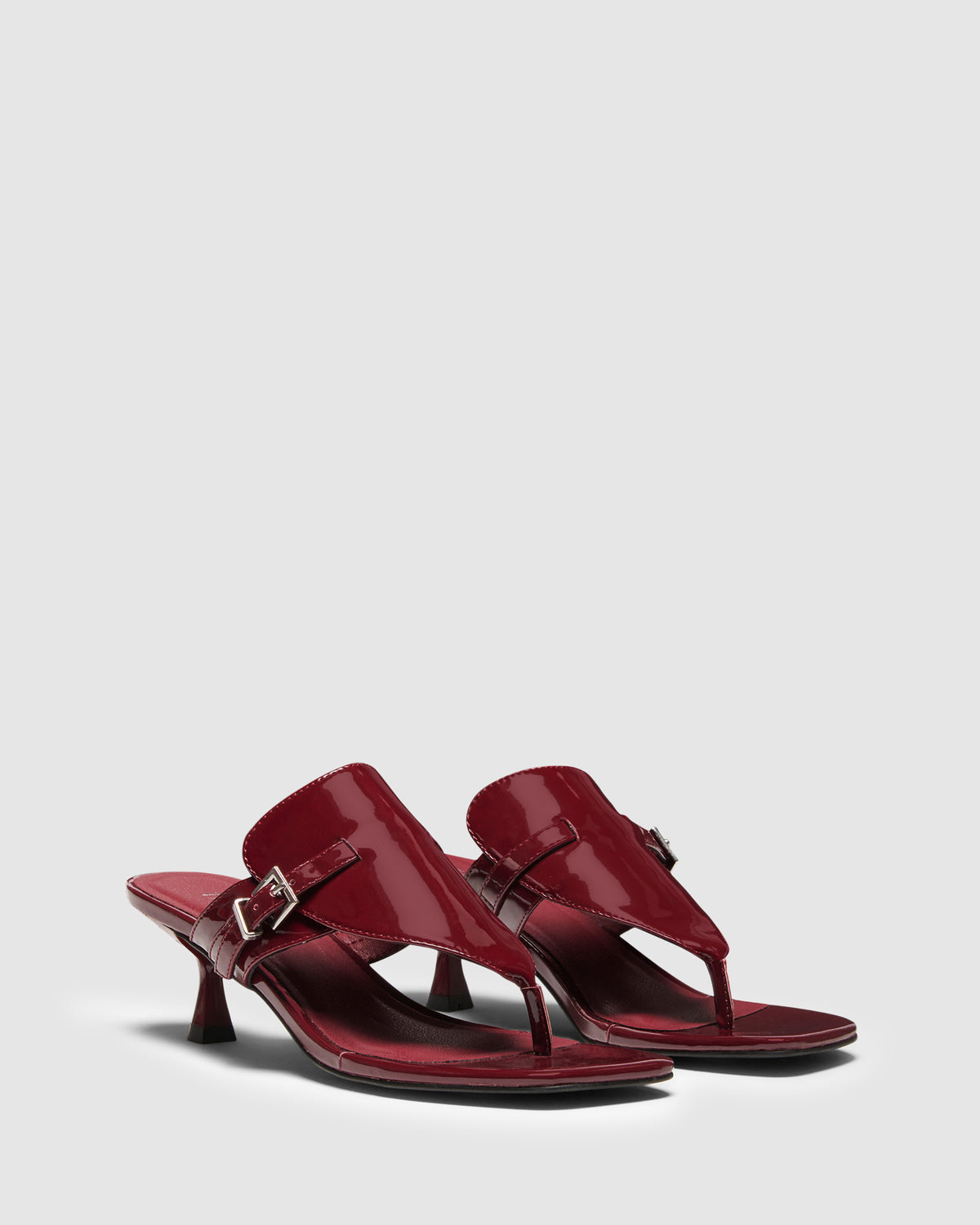 Locked Thong Heels CHERRY PATENT