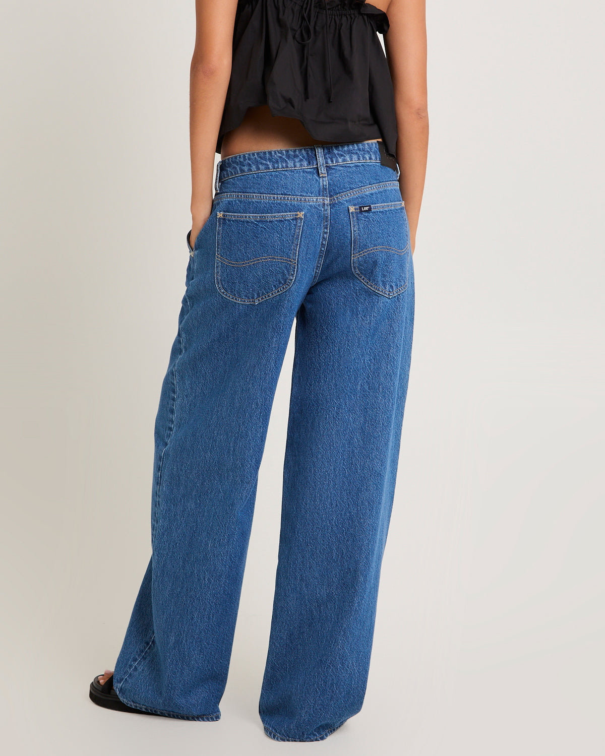 Low Slouch Jeans BLUE QUARTER
