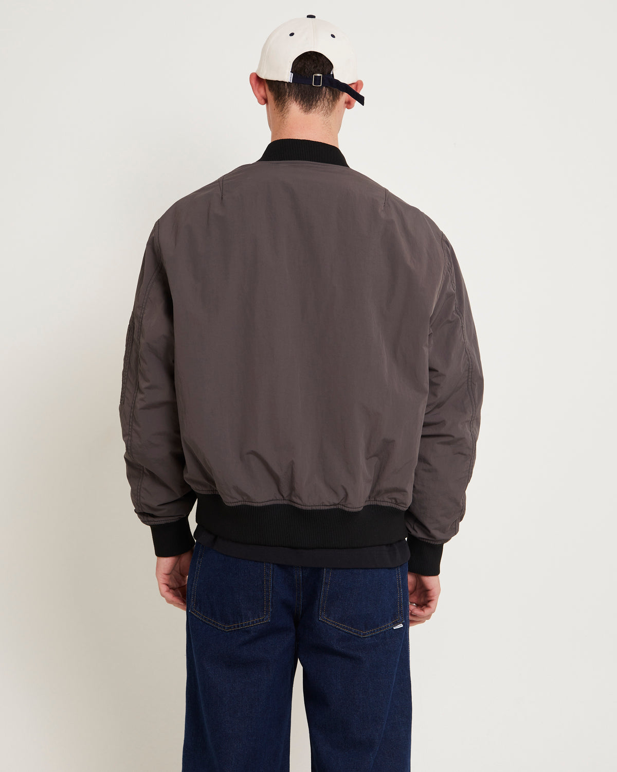 Dime Bomber Jacket BLACK