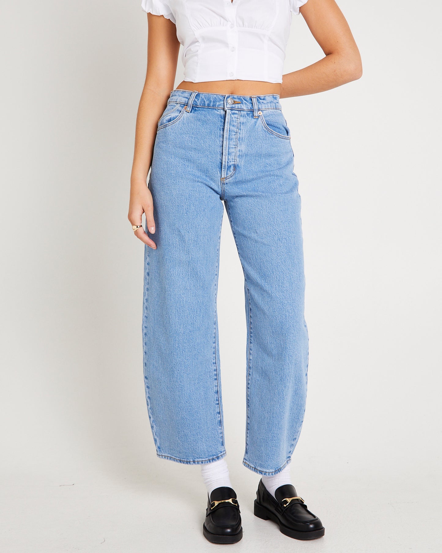 Gigi Barrel Denim Jeans