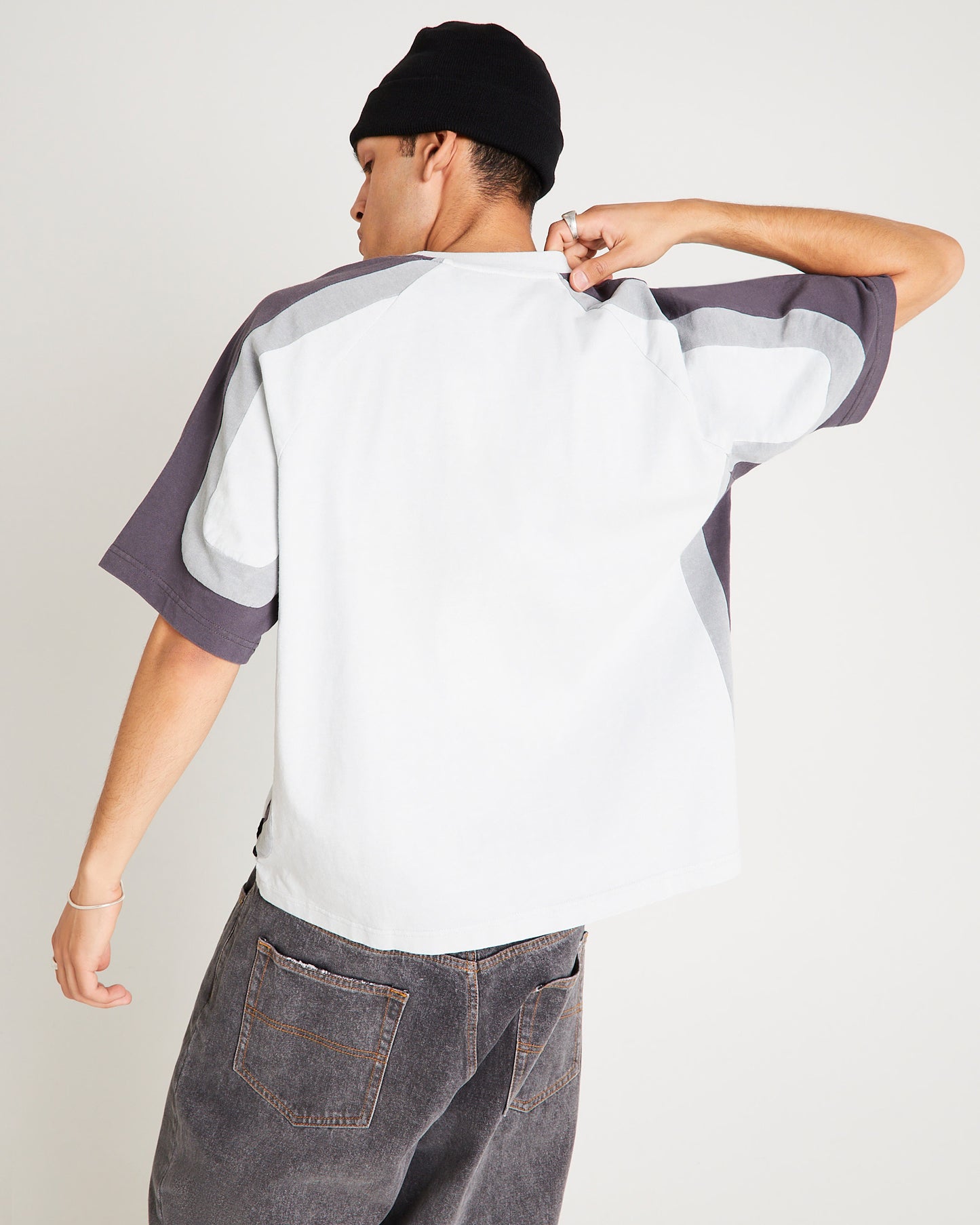 Novel Raglan Spliced T-Shirt
