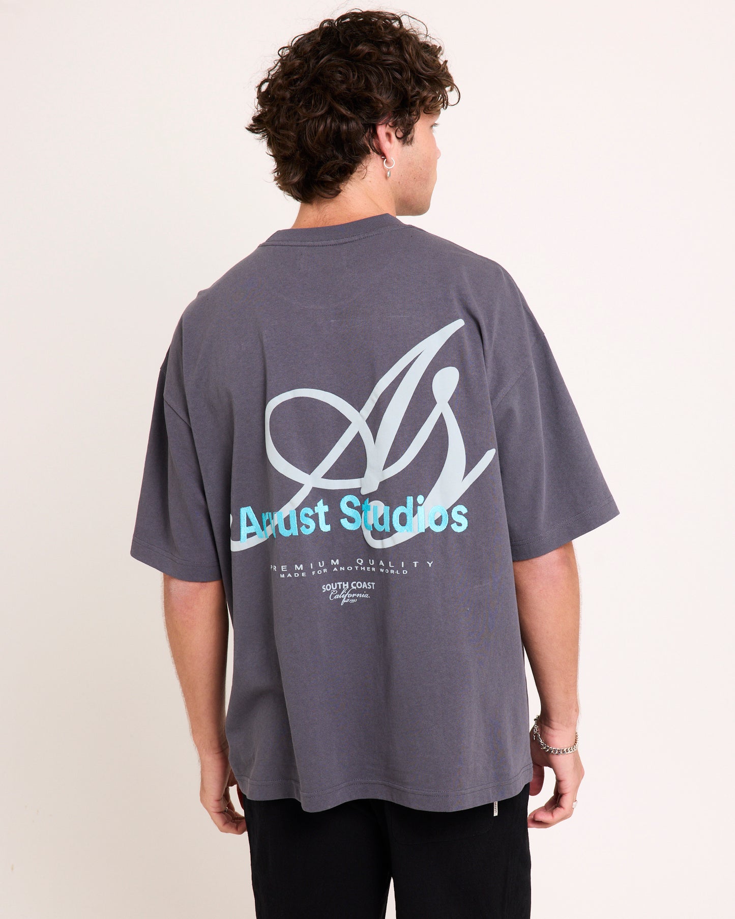 Studio Cropped T-Shirt