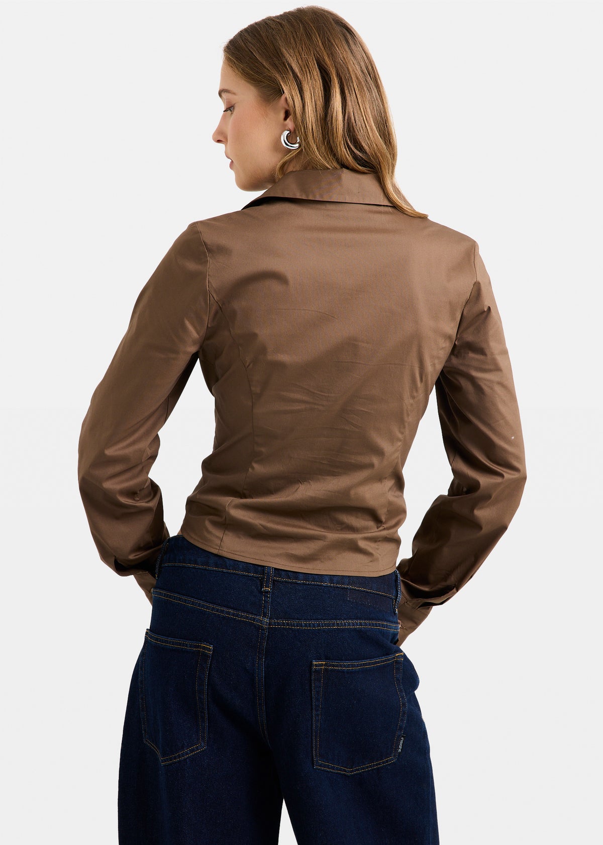 Isha Button Down Long Sleeve Shirt CHOCOLATE