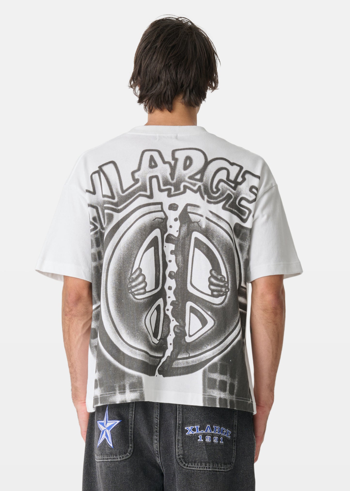 PEACE CITY GORILLA FIT TEE