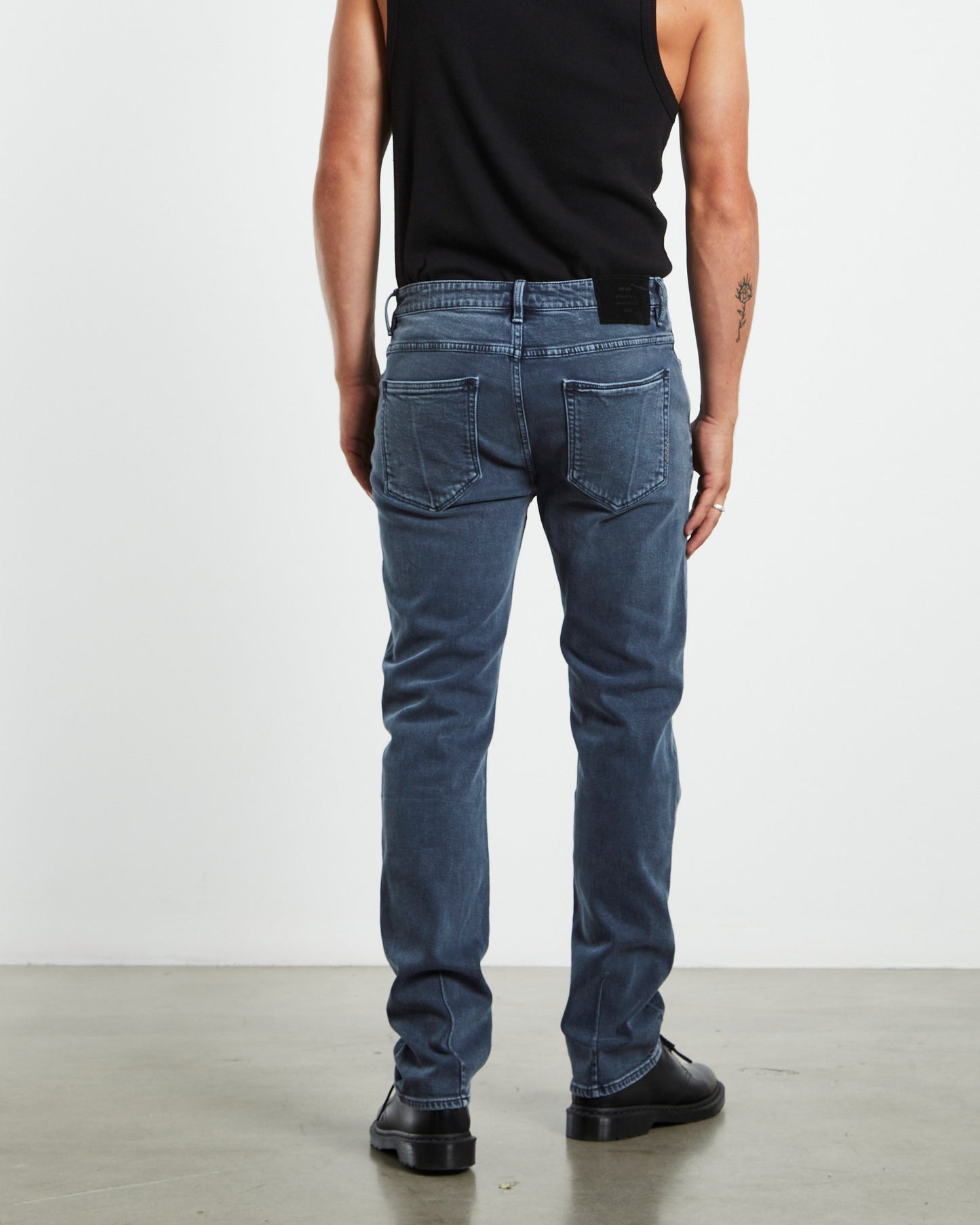 Lou Straight Denim Jeans Razor
