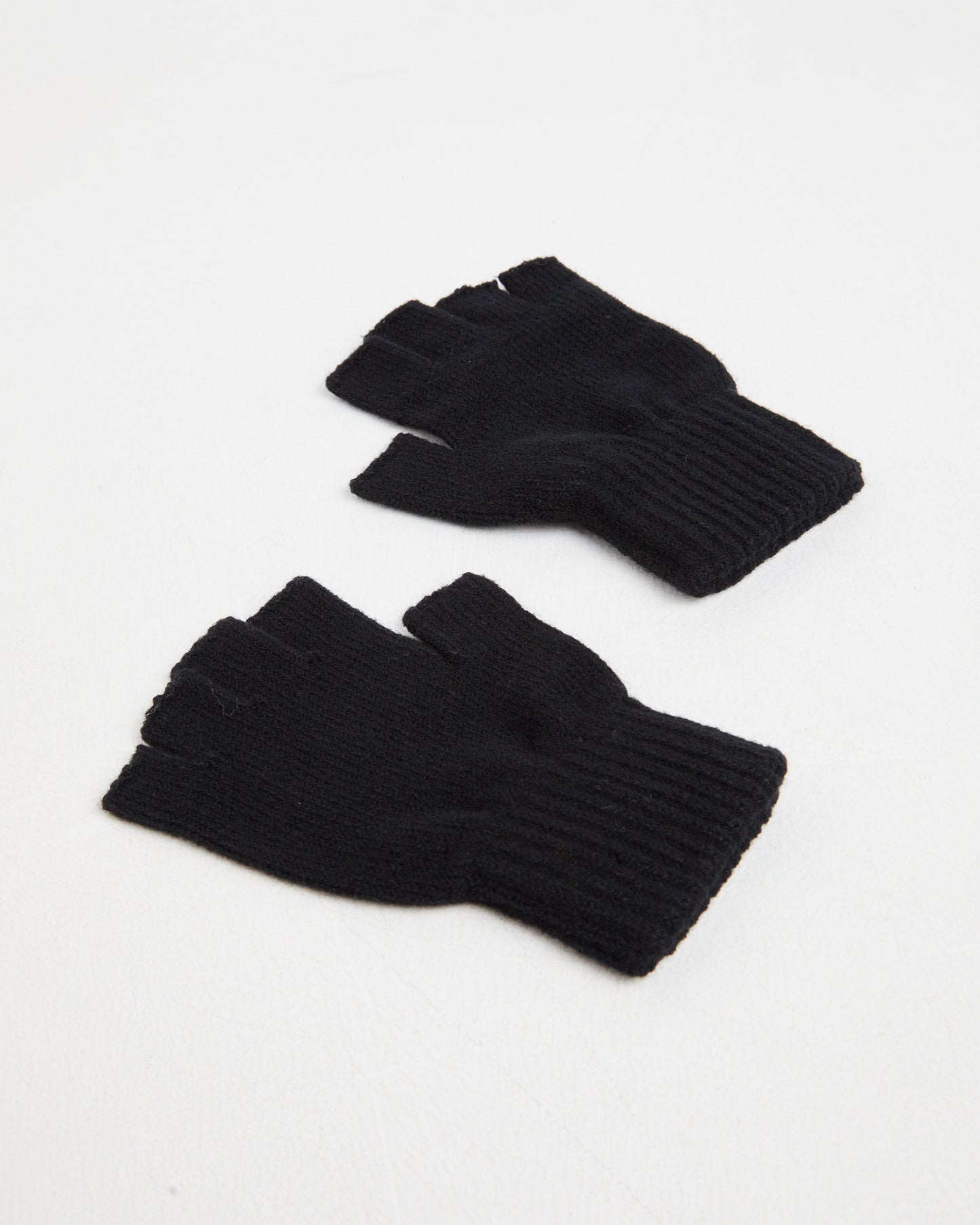 Alpha Fingerless Gloves Black