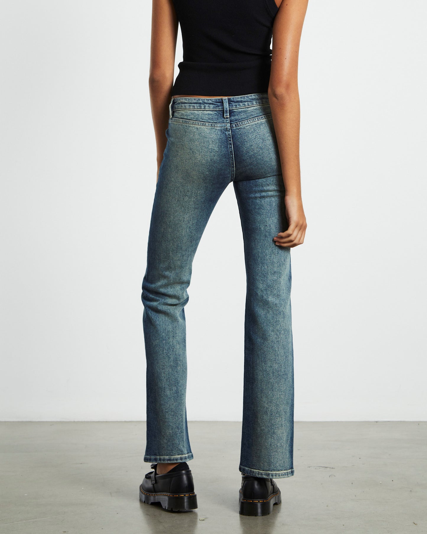 Cyndi Low Rise Boot Cut Jeans Blue