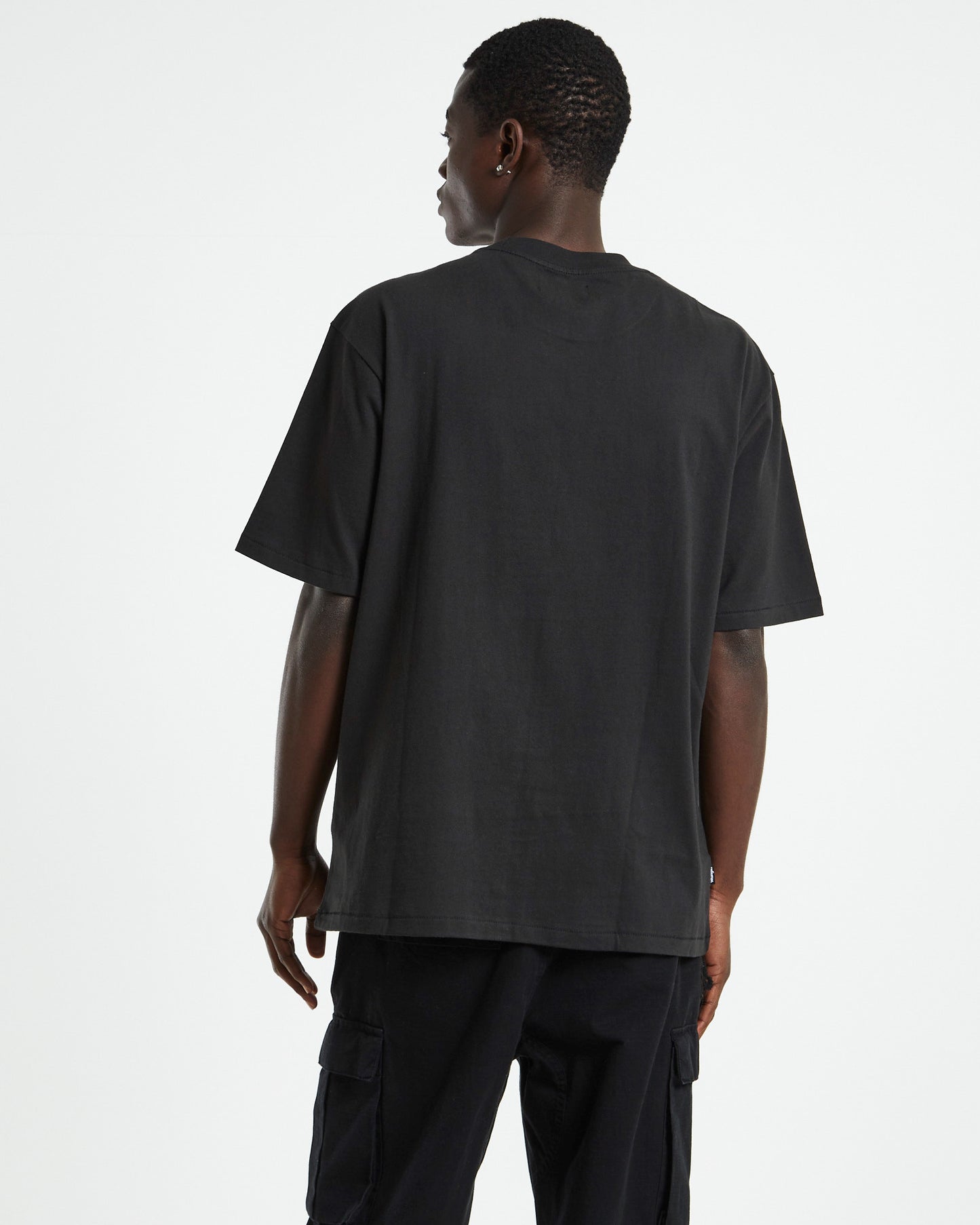 Solar Baggy T-Shirt Worn Black