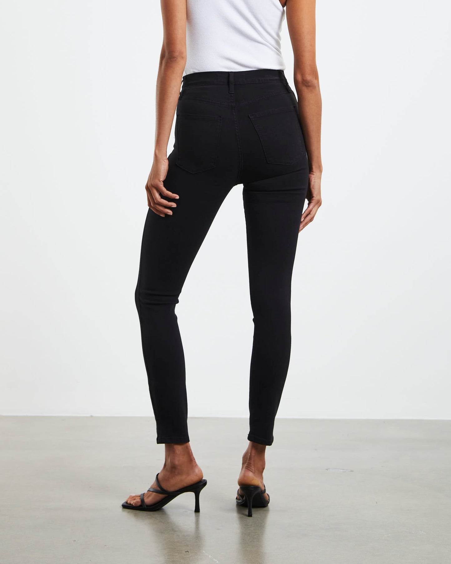 Siren Skinny Ankle Jeans Powder Black