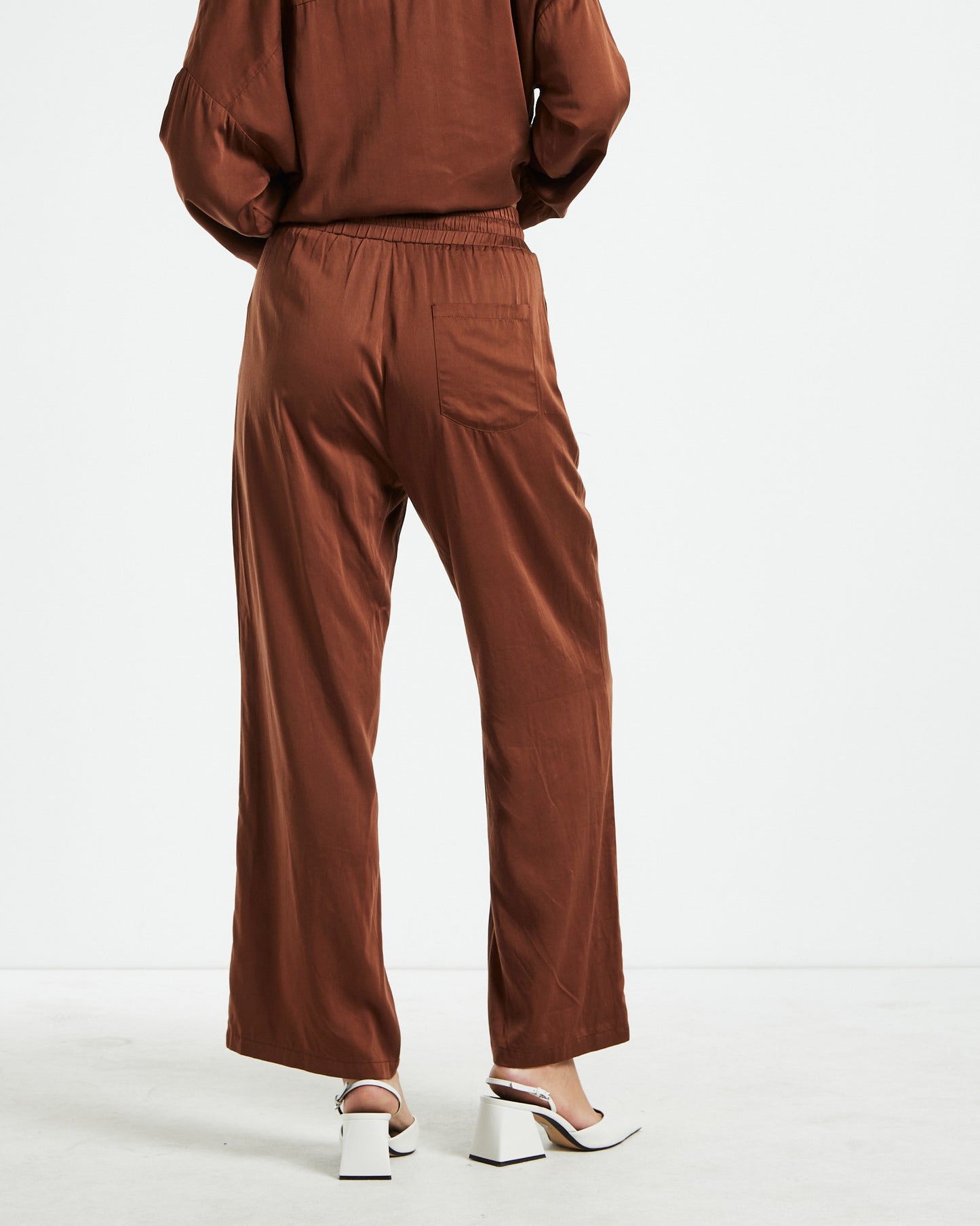 Rita Pants Chocolate Brown